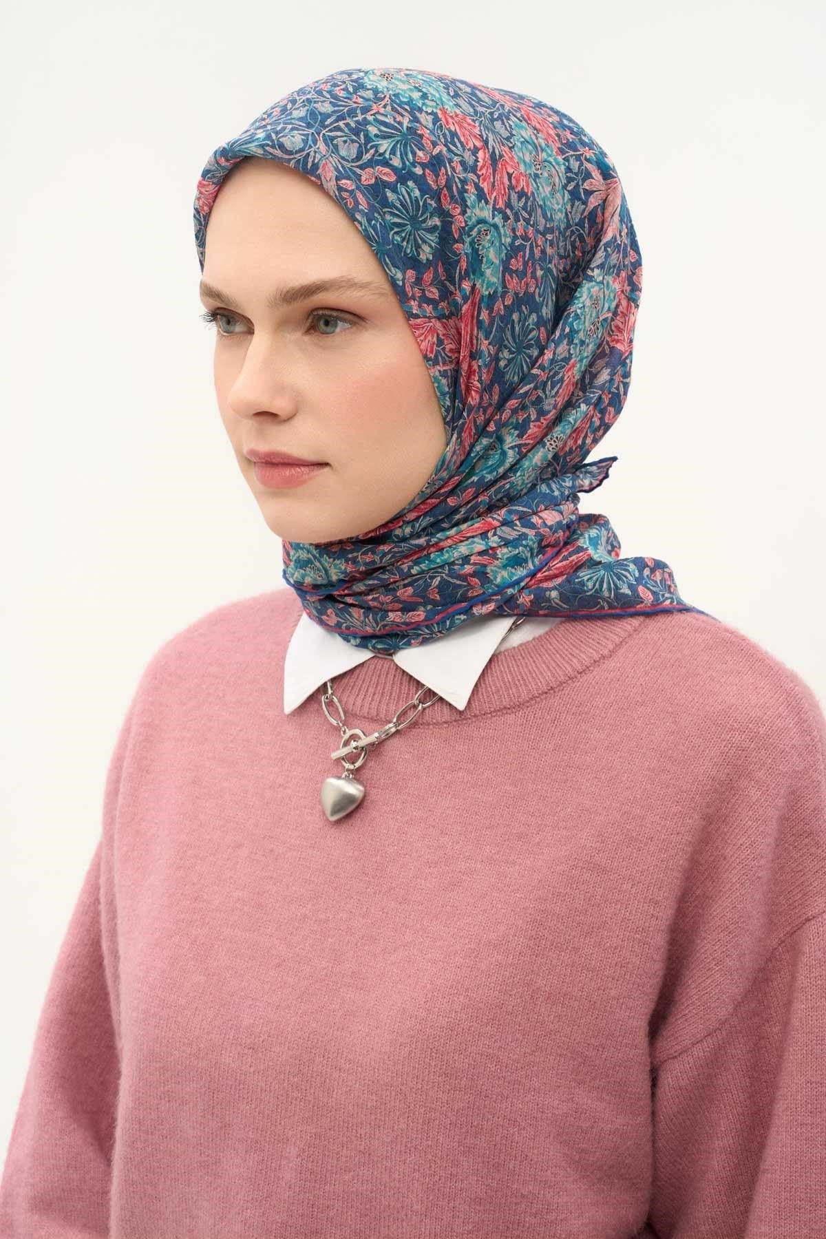 Tencel Monare Eşarp Floral Desen Petrol Mavisi, 90X90