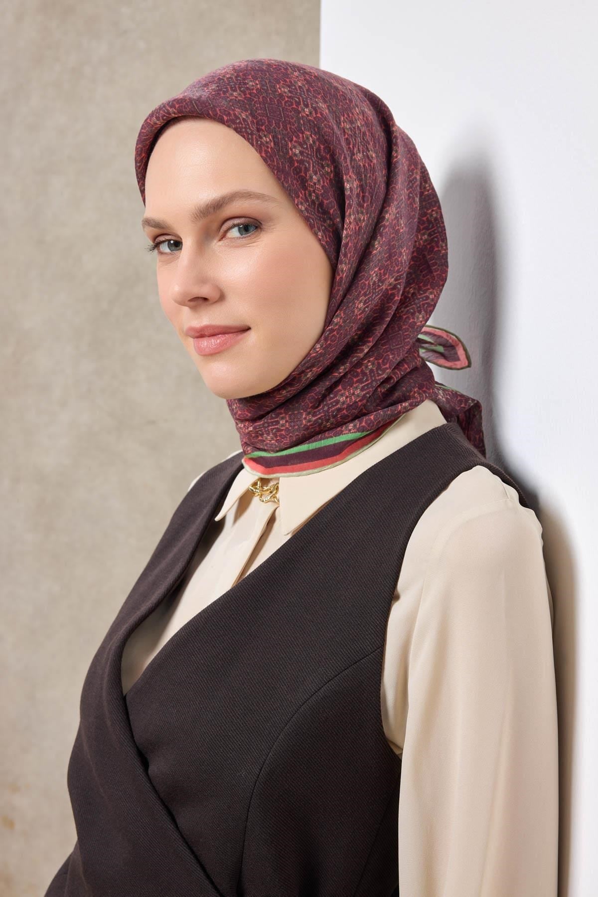 Tencel Monare Eşarp Geometrik Motif Desen Mürdüm 90X90