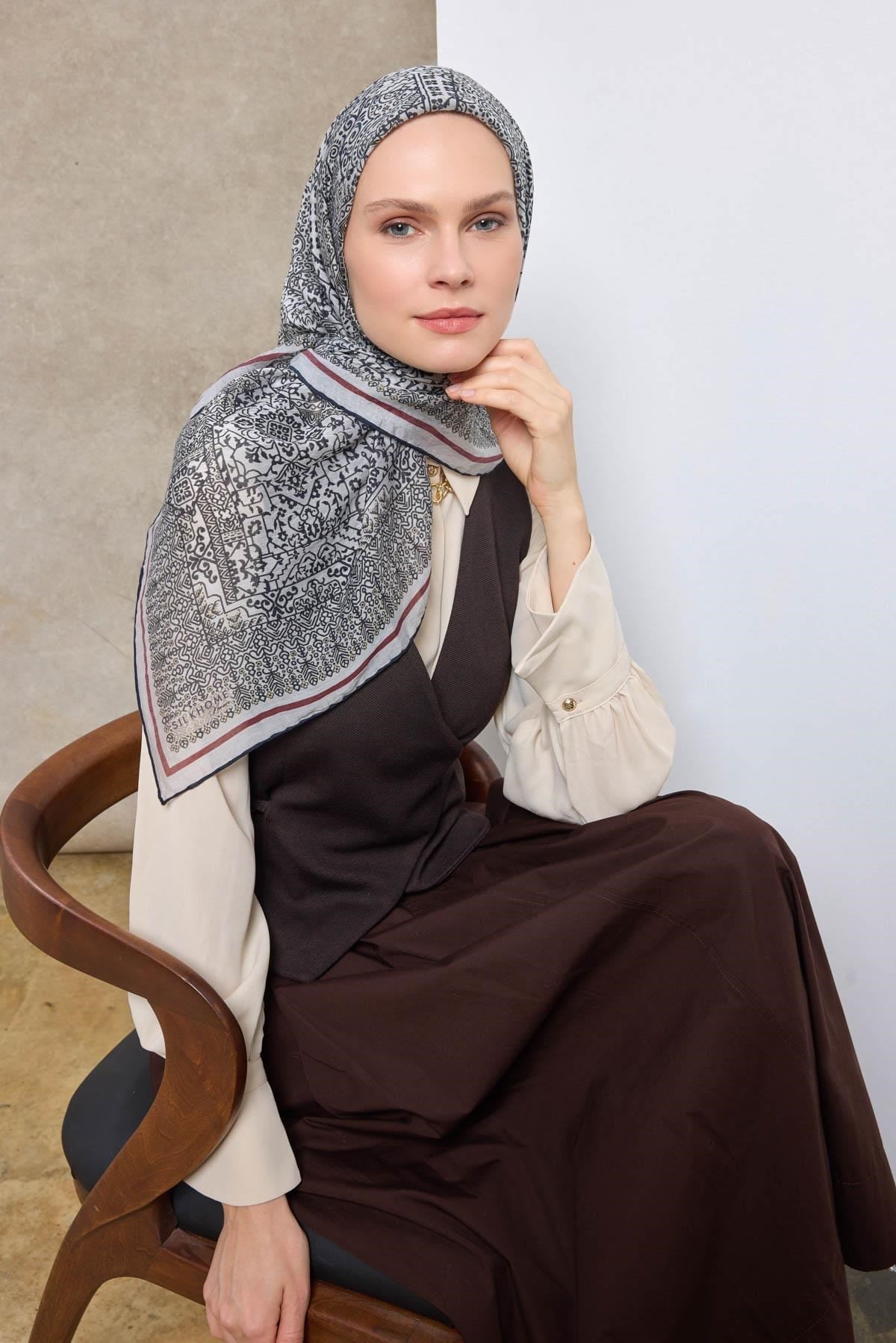 Tencel Monare Eşarp Madalyon Desen Gümüş 90X90