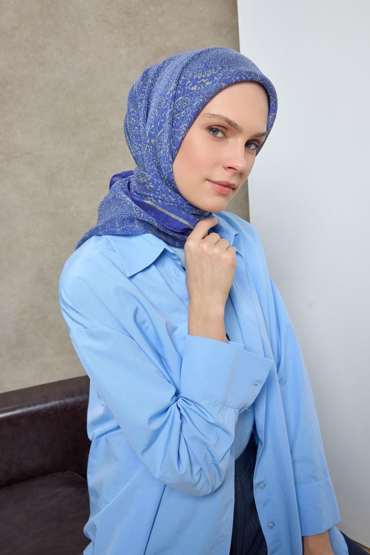 Tencel Monare Eşarp Madalyon Desen Mavi Mor 90X90