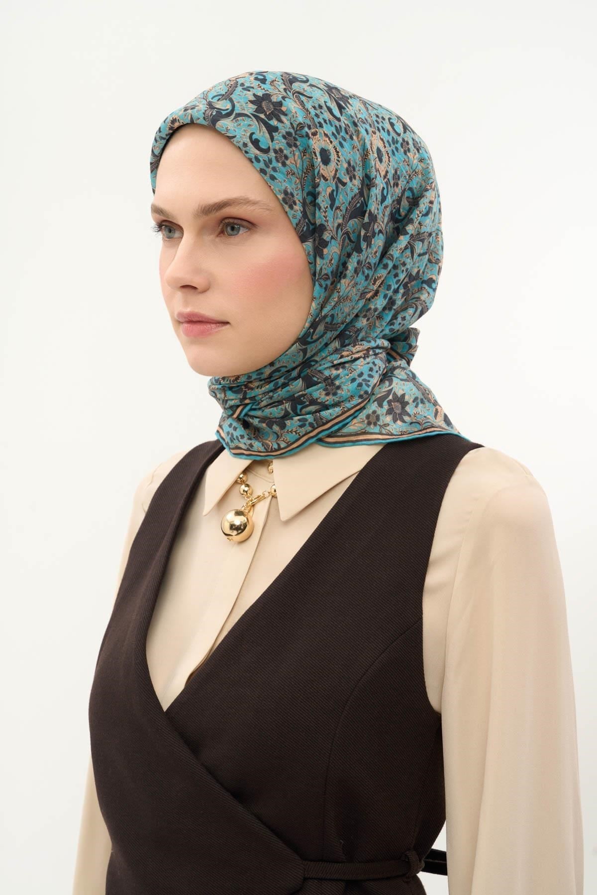 Tencel Monare Eşarp Papatya Desen Gök Mavi 90X90
