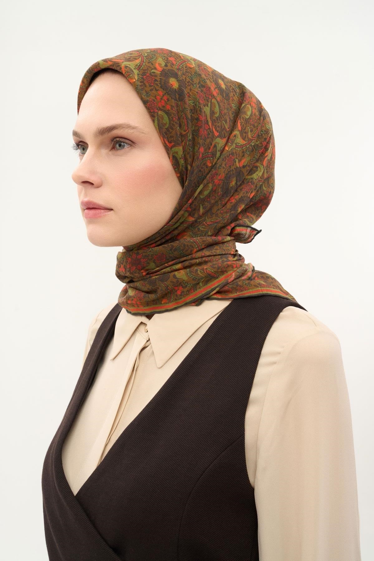 Tencel Monare Eşarp Papatya Desen Kahve Yeşil 90X90