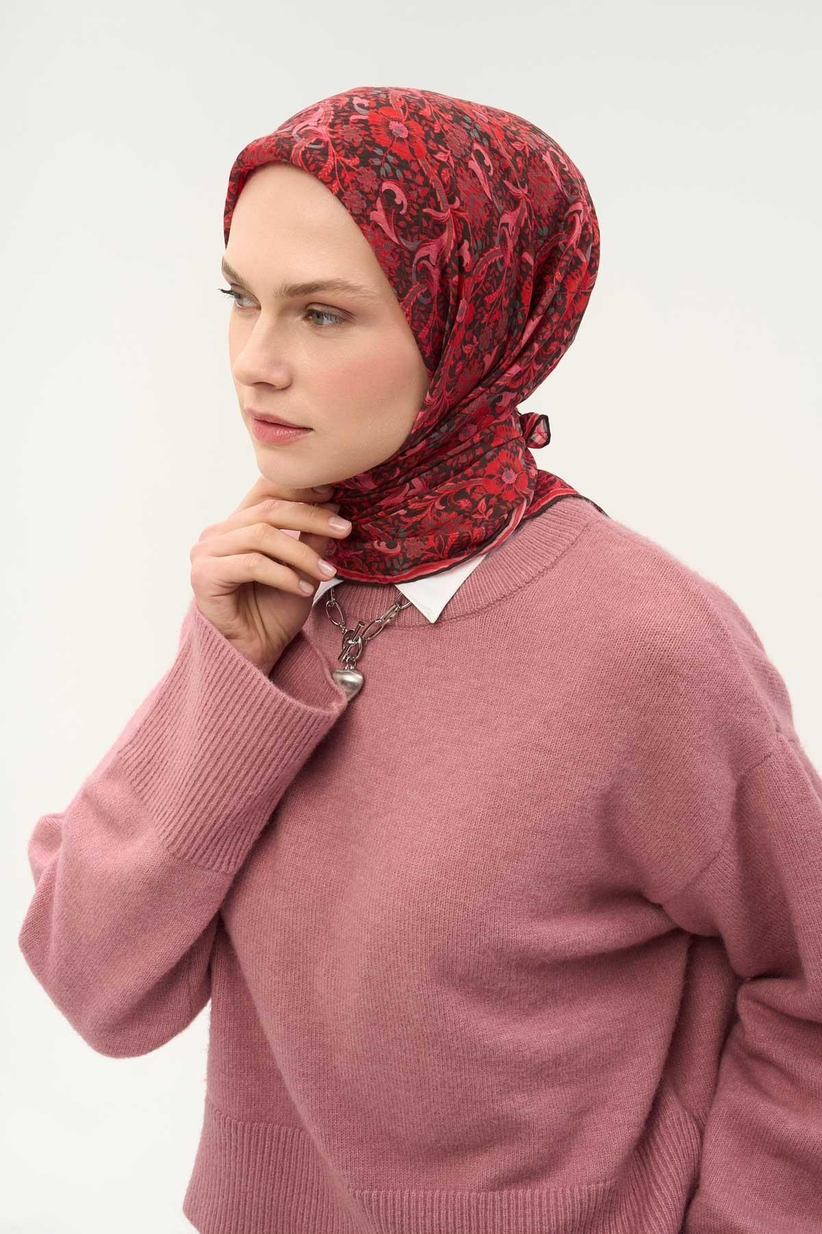 Tencel Monare Eşarp Papatya Desen Siyah 90X90