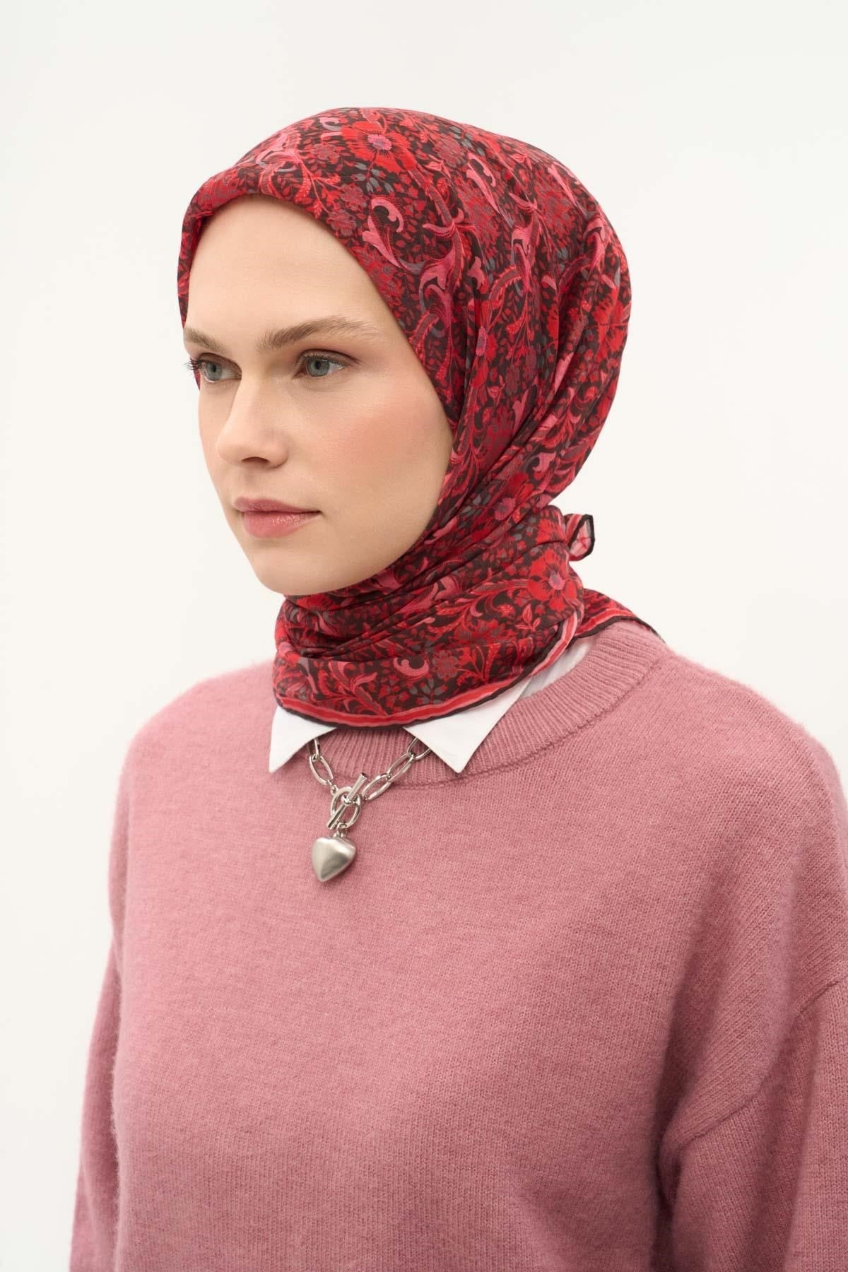 Tencel Monare Eşarp Papatya Desen Siyah 90X90