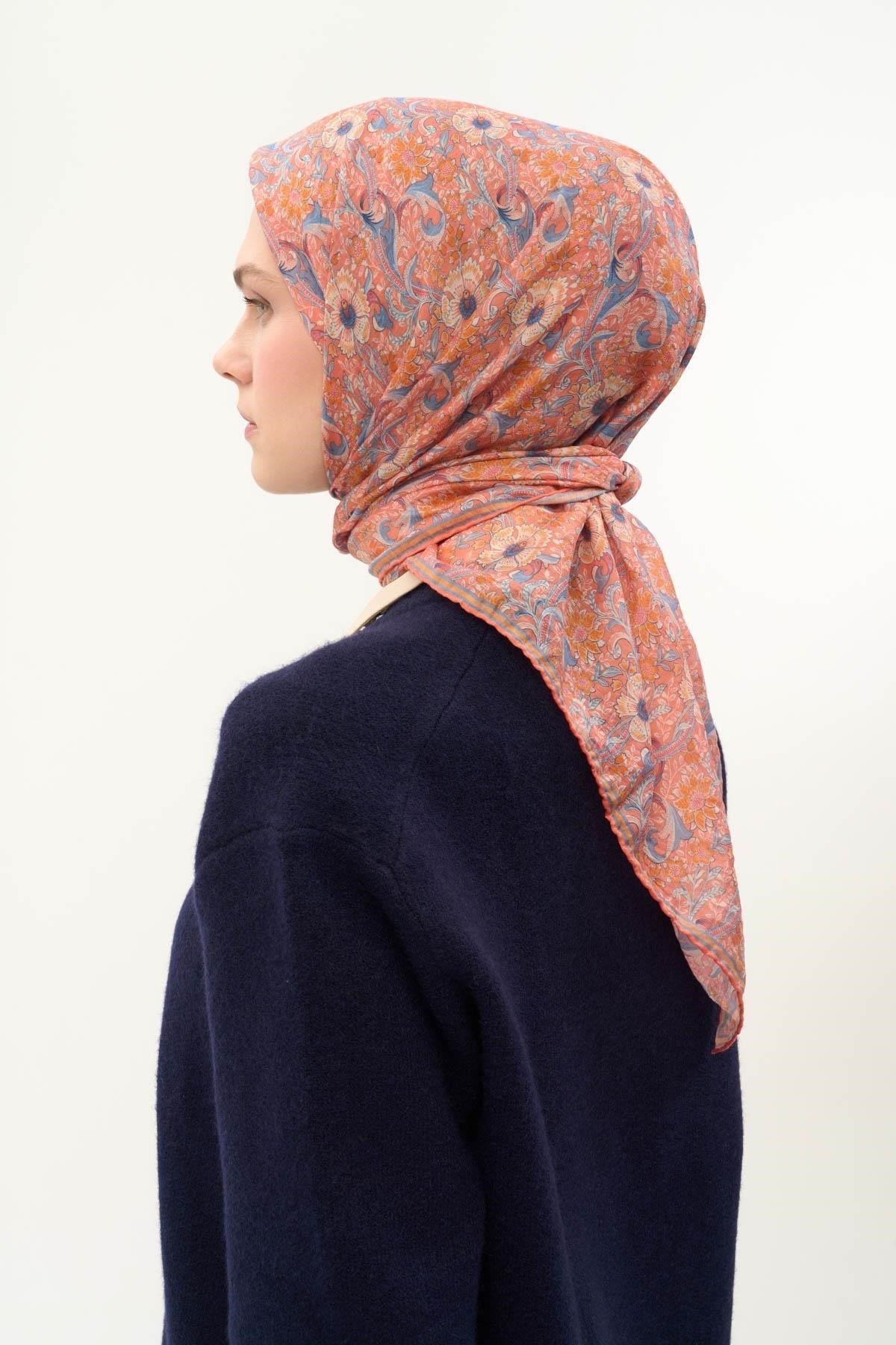 Tencel Monare Eşarp Papatya Desen Turuncu Somon 90X90