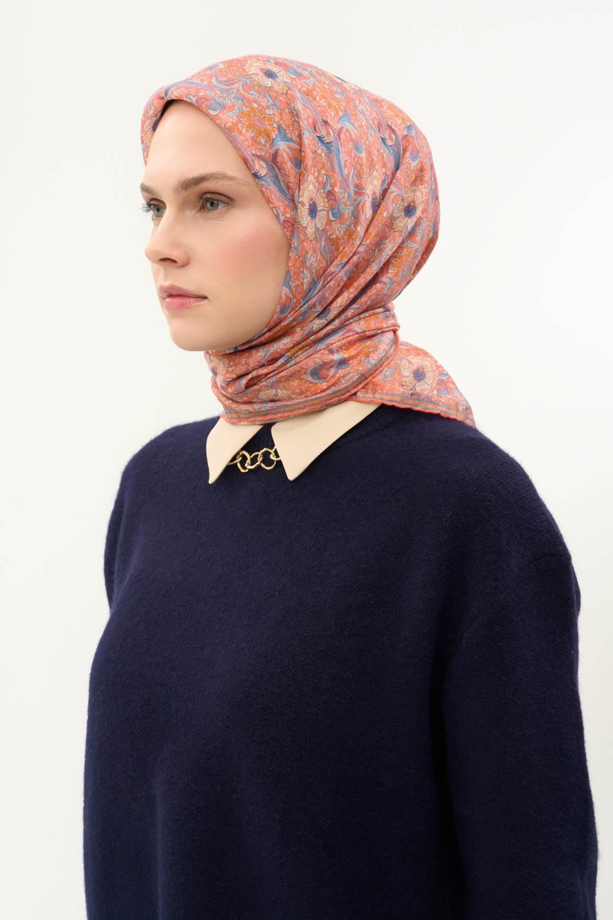 Tencel Monare Eşarp Papatya Desen Turuncu Somon 90X90