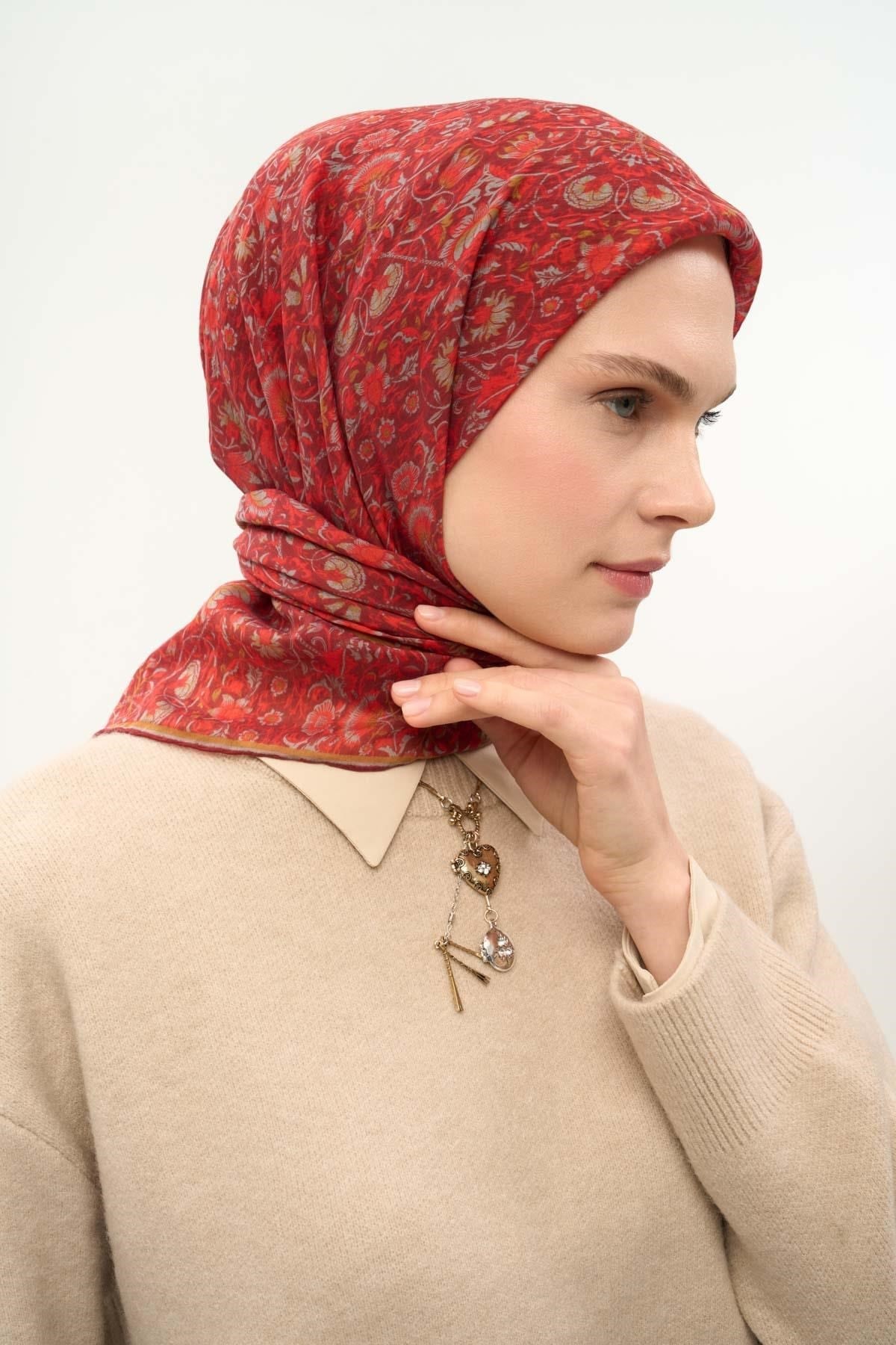 Tencel Monare Eşarp Saray Baharı Desen Bordo 90X90