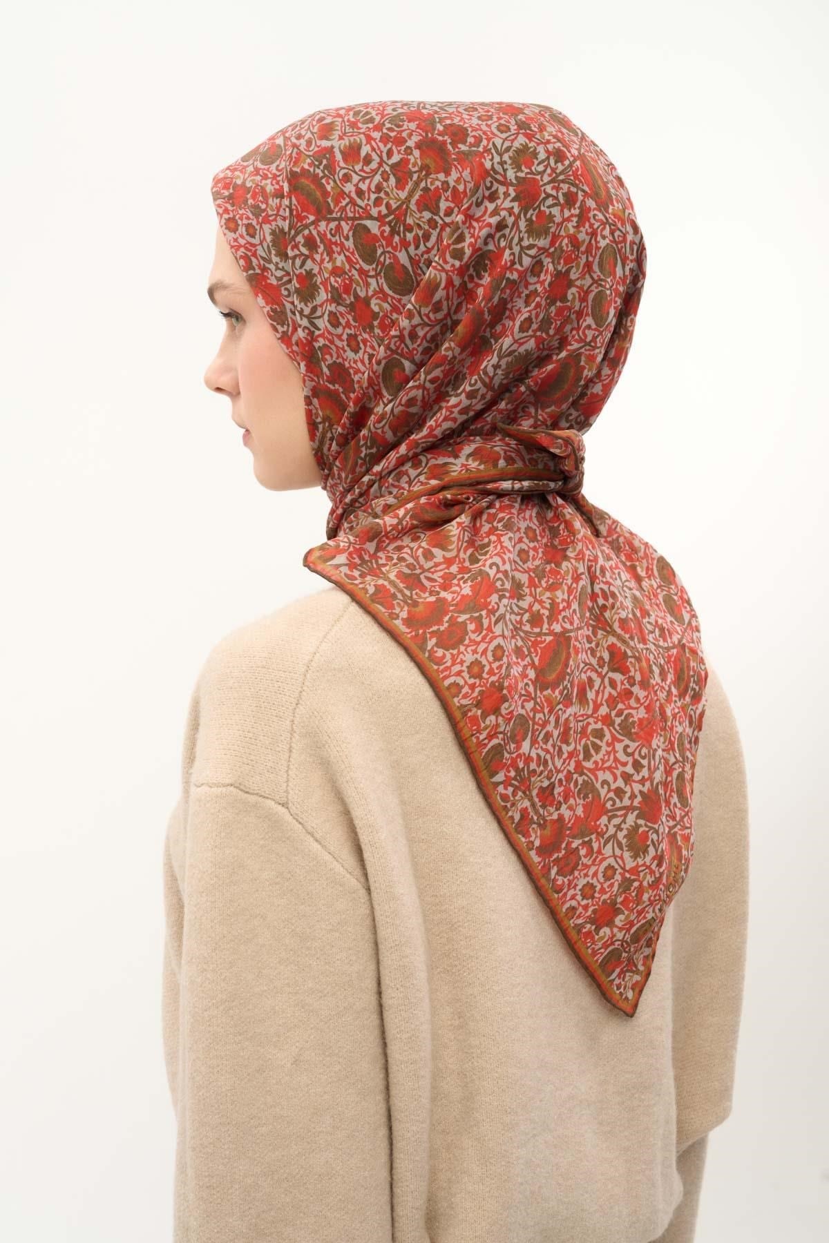 Tencel Monare Eşarp Saray Baharı Desen Gri 90X90