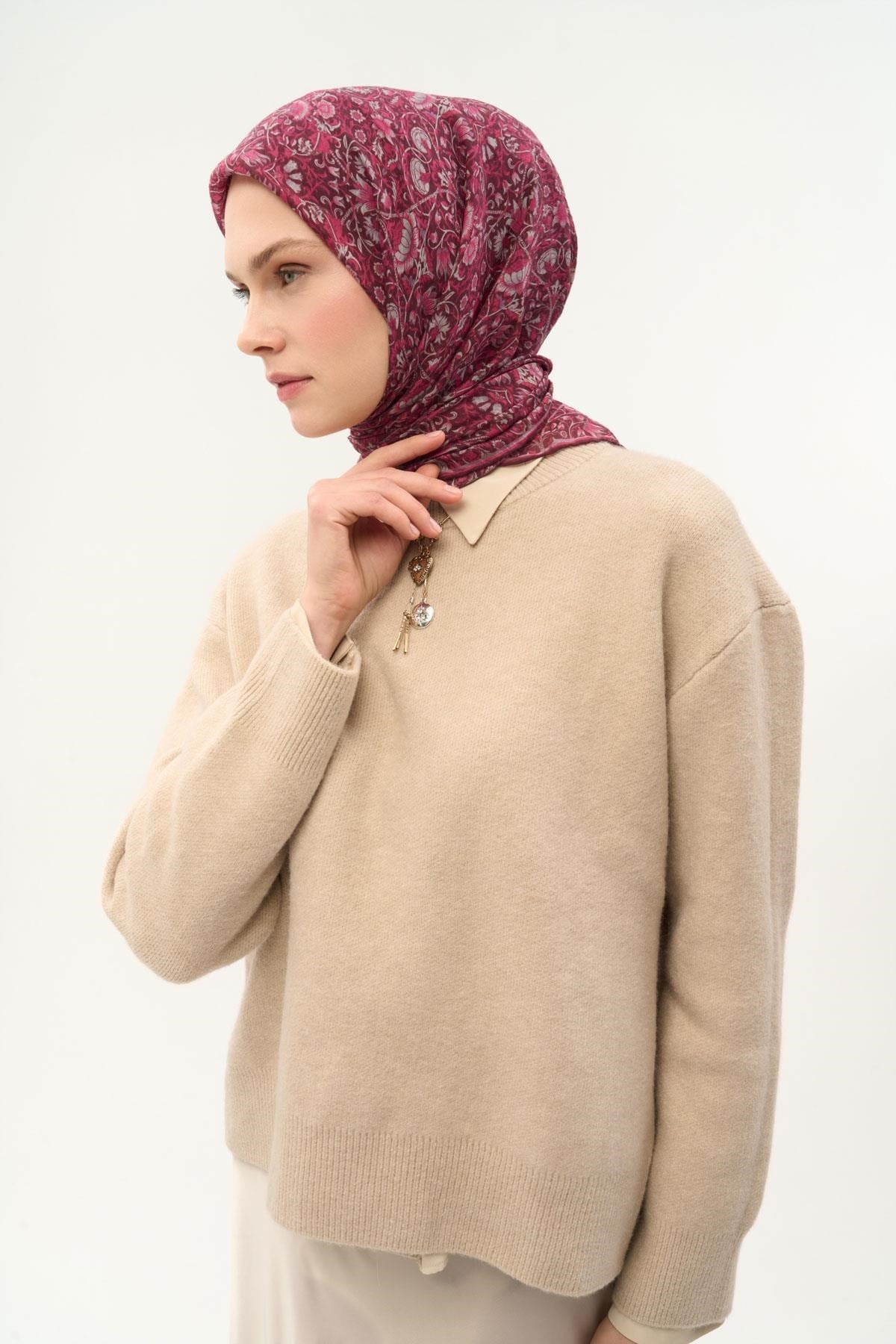 Tencel Monare Eşarp Saray Baharı Desen Vişne Çürüğü 90X90
