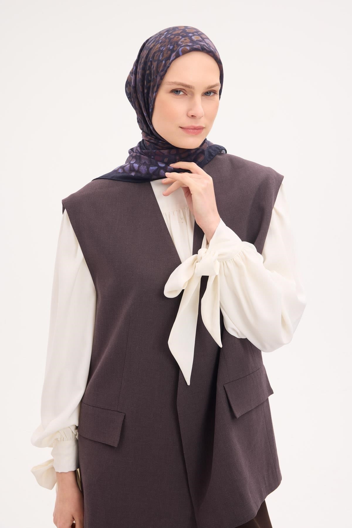 Tencel Monare Eşarp Taş Desen Koyu Lacivert 90x90