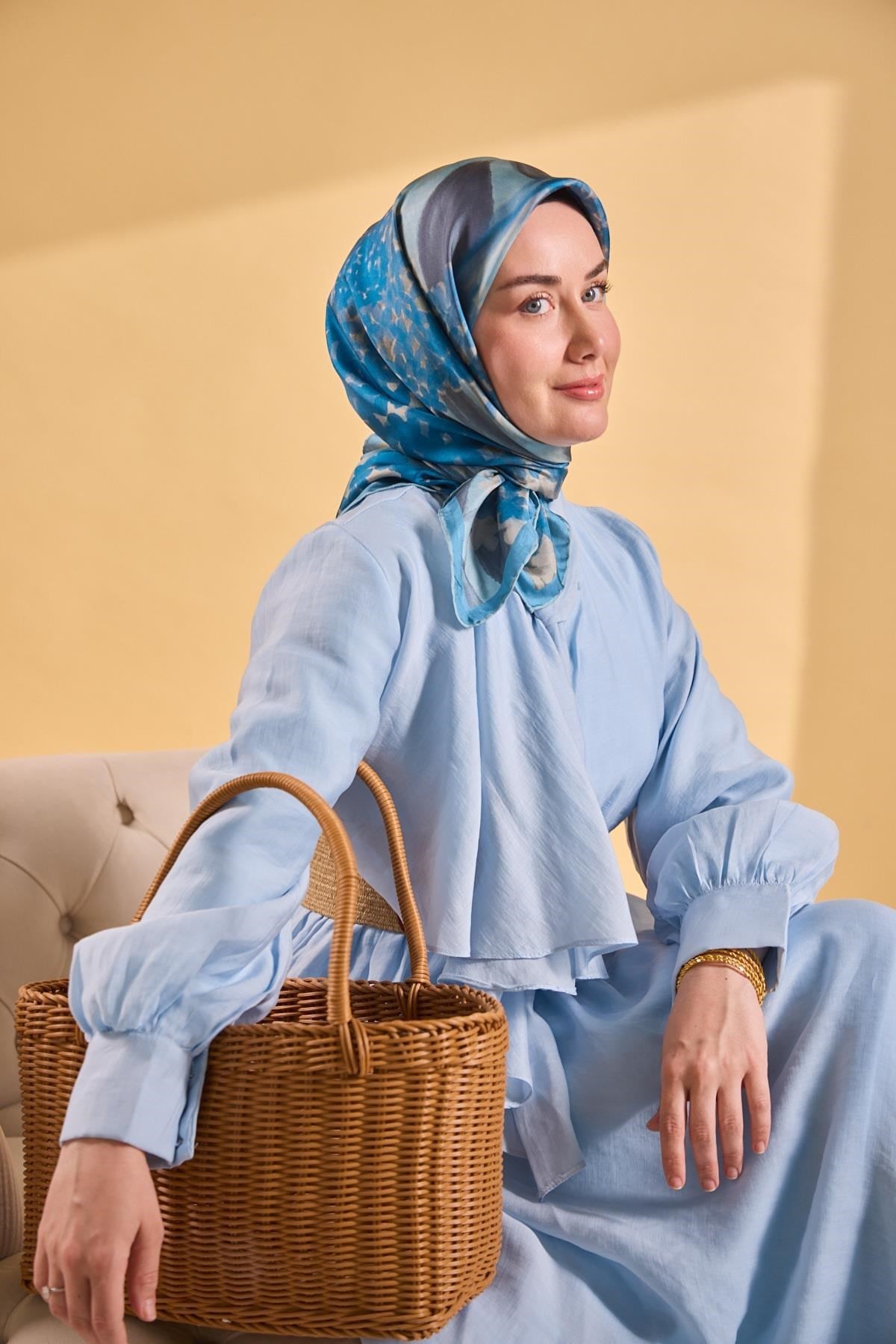 Twill İpek Bloom Eşarp Gök Mavi 90x90