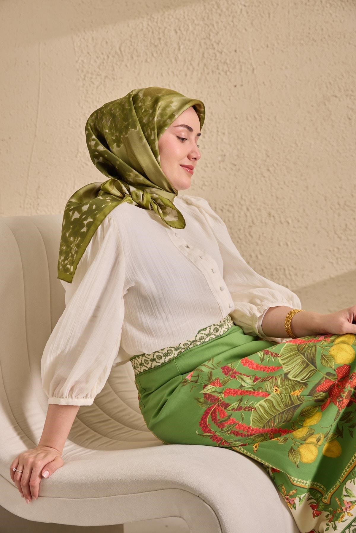 Twill İpek Bloom Eşarp Yeşil 90x90