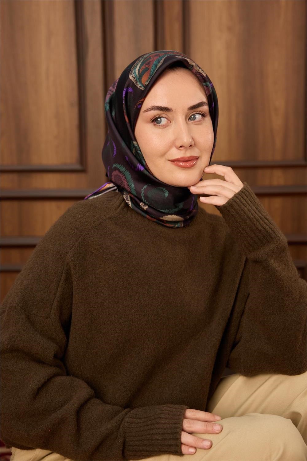 Twill İpek Eşarp Acı Kahve-Patina Desenli Tok Duruşlu 90x90