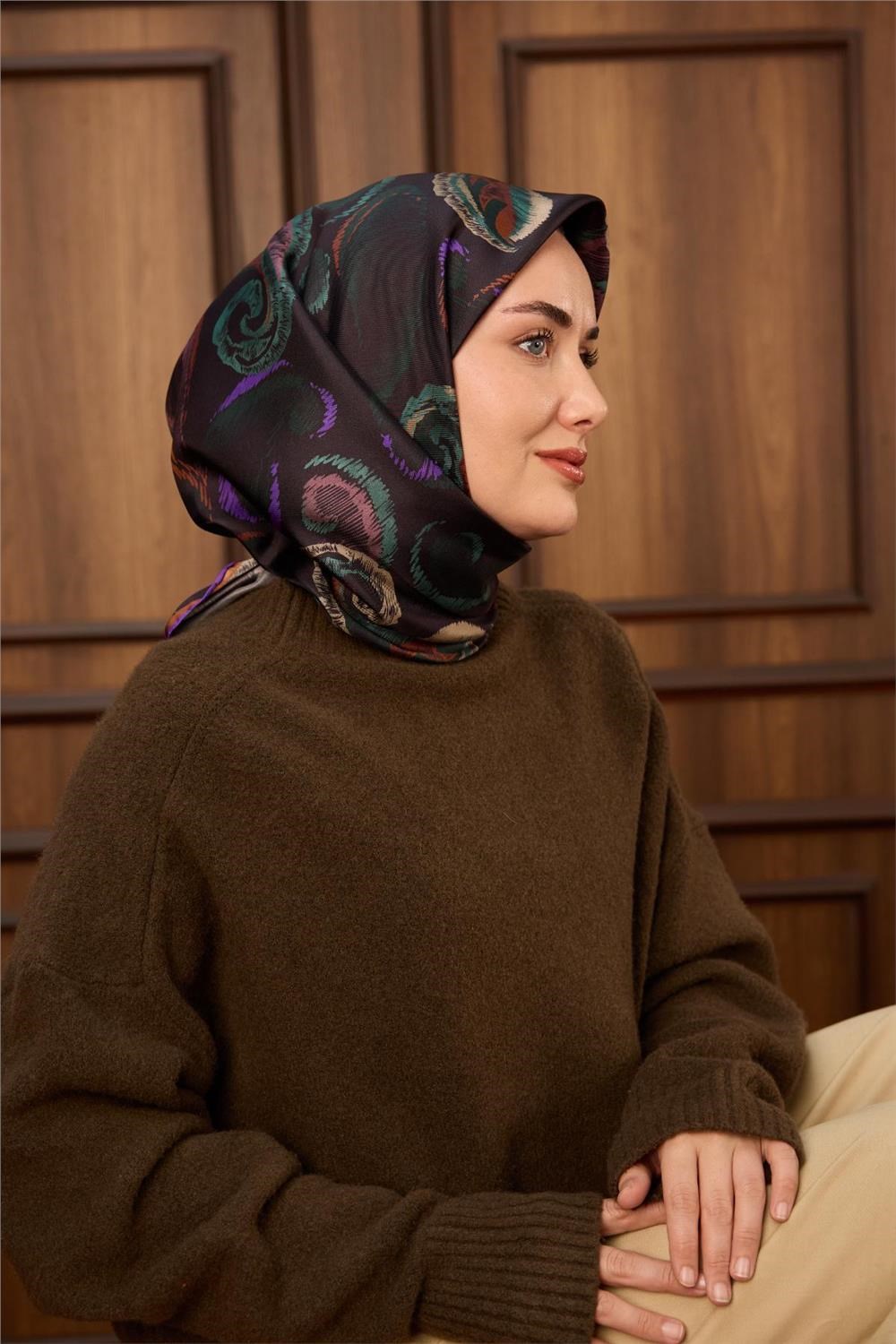 Twill İpek Eşarp Acı Kahve-Patina Desenli Tok Duruşlu 90x90