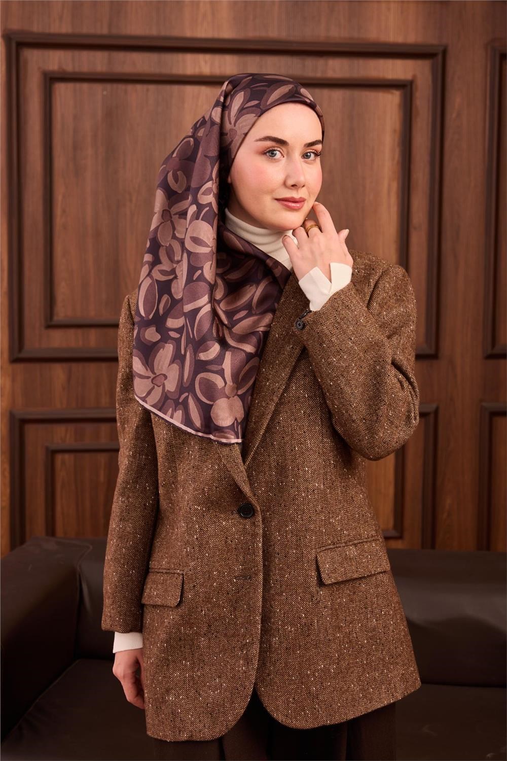 Twill İpek Eşarp Acı Kahve Vizon Kahverengi Papatya Desenli Tok Duruşlu 90x90