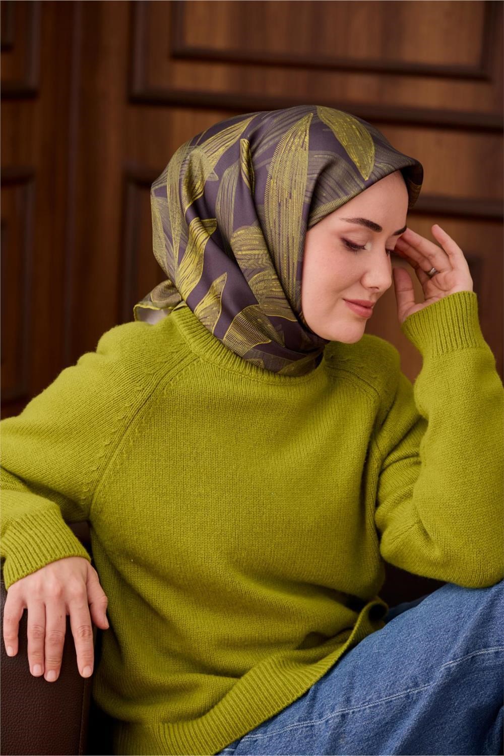 Twill İpek Eşarp Antrasit-Asit Yeşili Desenli Tok Duruşlu 90x90