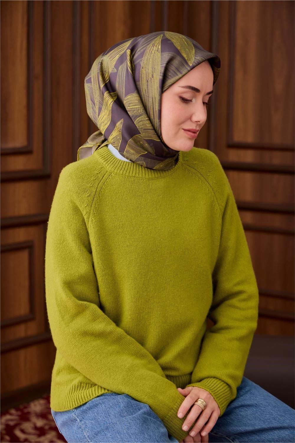 Twill İpek Eşarp Antrasit-Asit Yeşili Desenli Tok Duruşlu 90x90