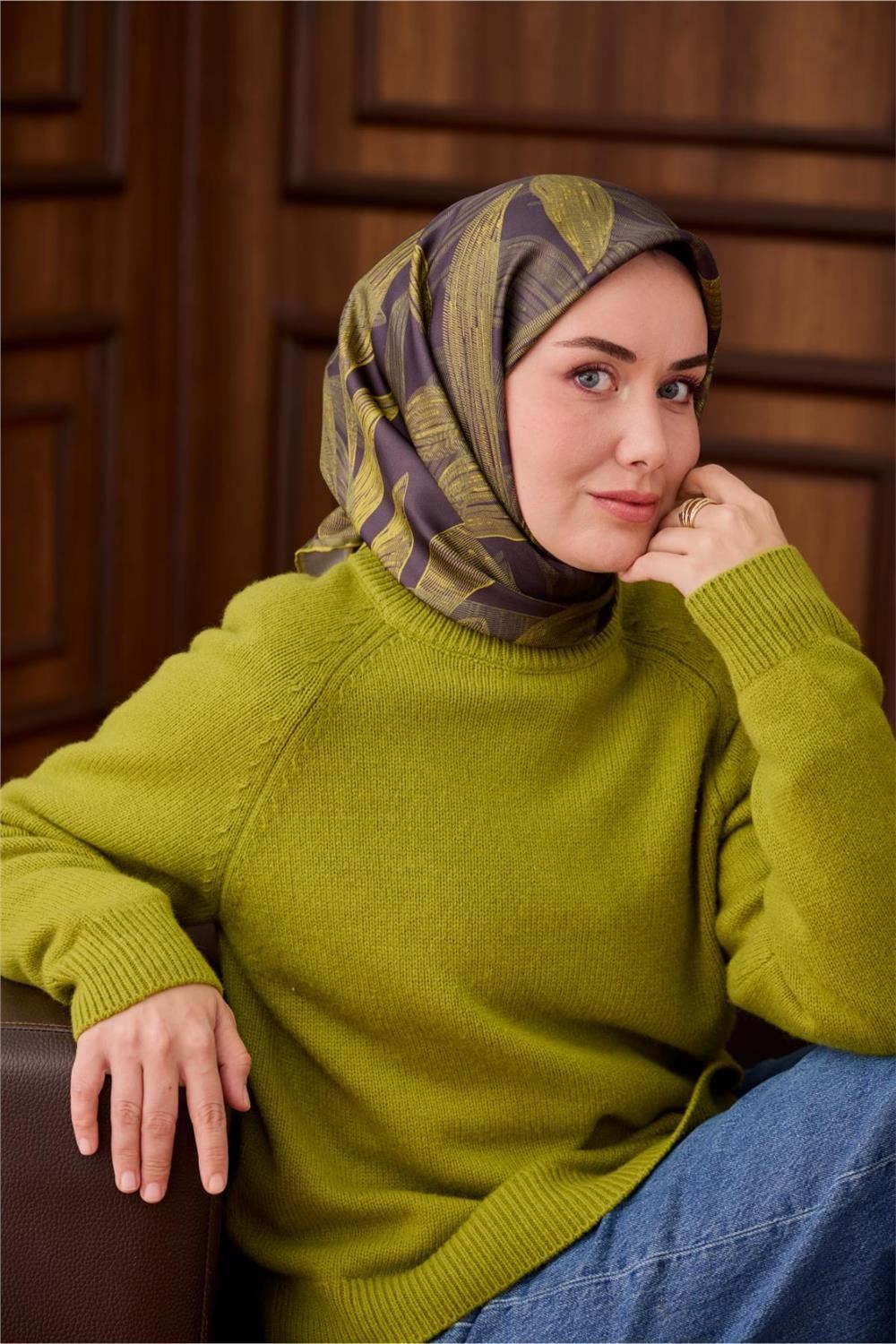 Twill İpek Eşarp Antrasit-Asit Yeşili Desenli Tok Duruşlu 90x90