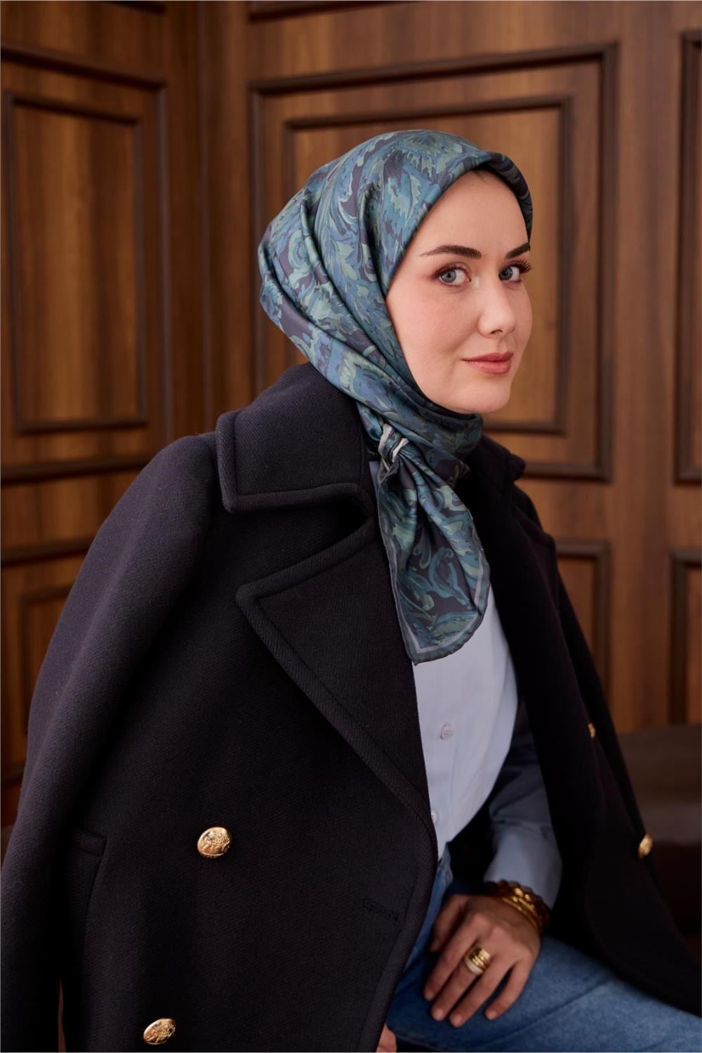 Twill İpek Eşarp Antrasit-Sisli Yeşil Desenli Tok Duruşlu 90x90