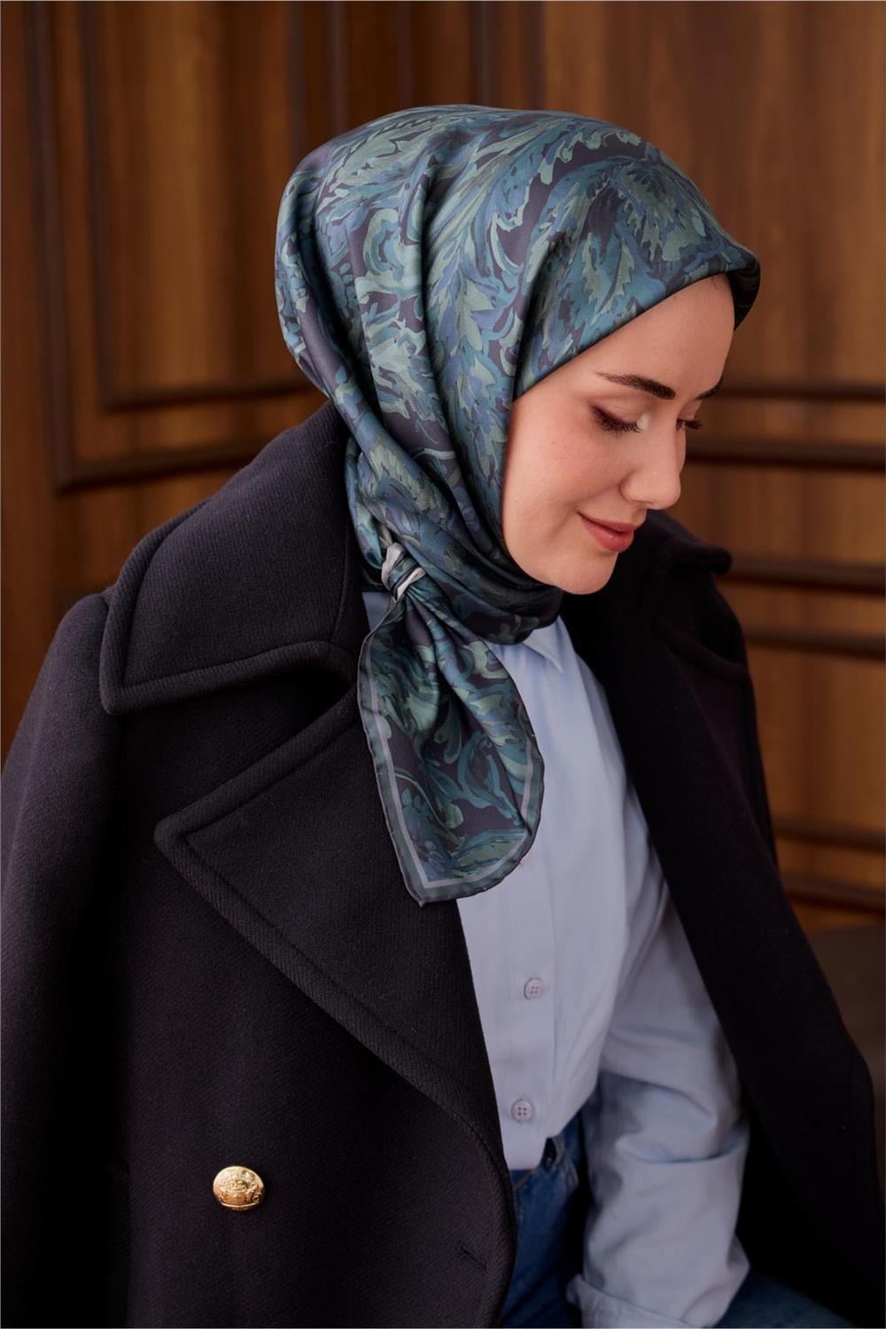 Twill İpek Eşarp Antrasit-Sisli Yeşil Desenli Tok Duruşlu 90x90