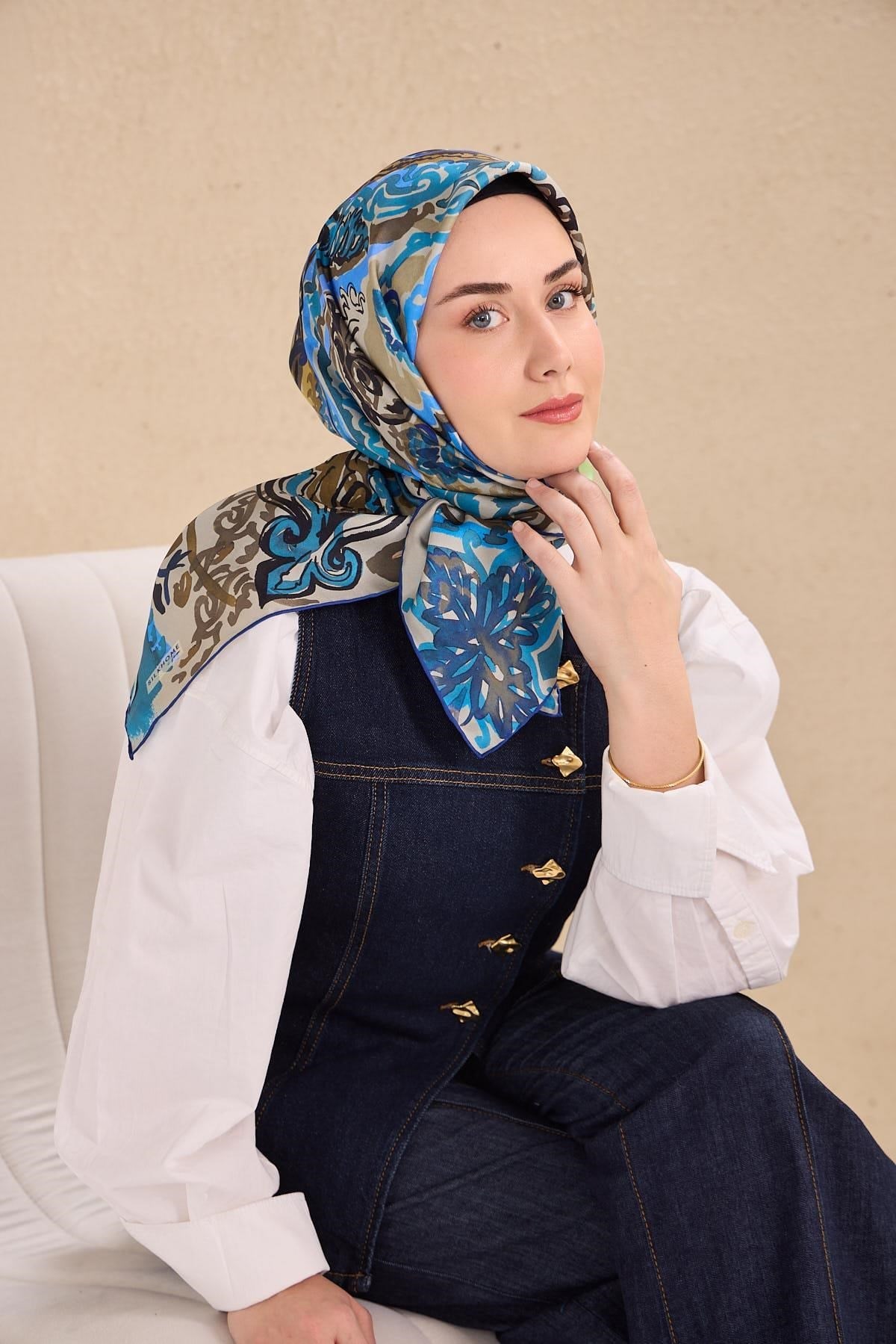 Twill İpek Eşarp Art Desen Petrol Mavi 90x90