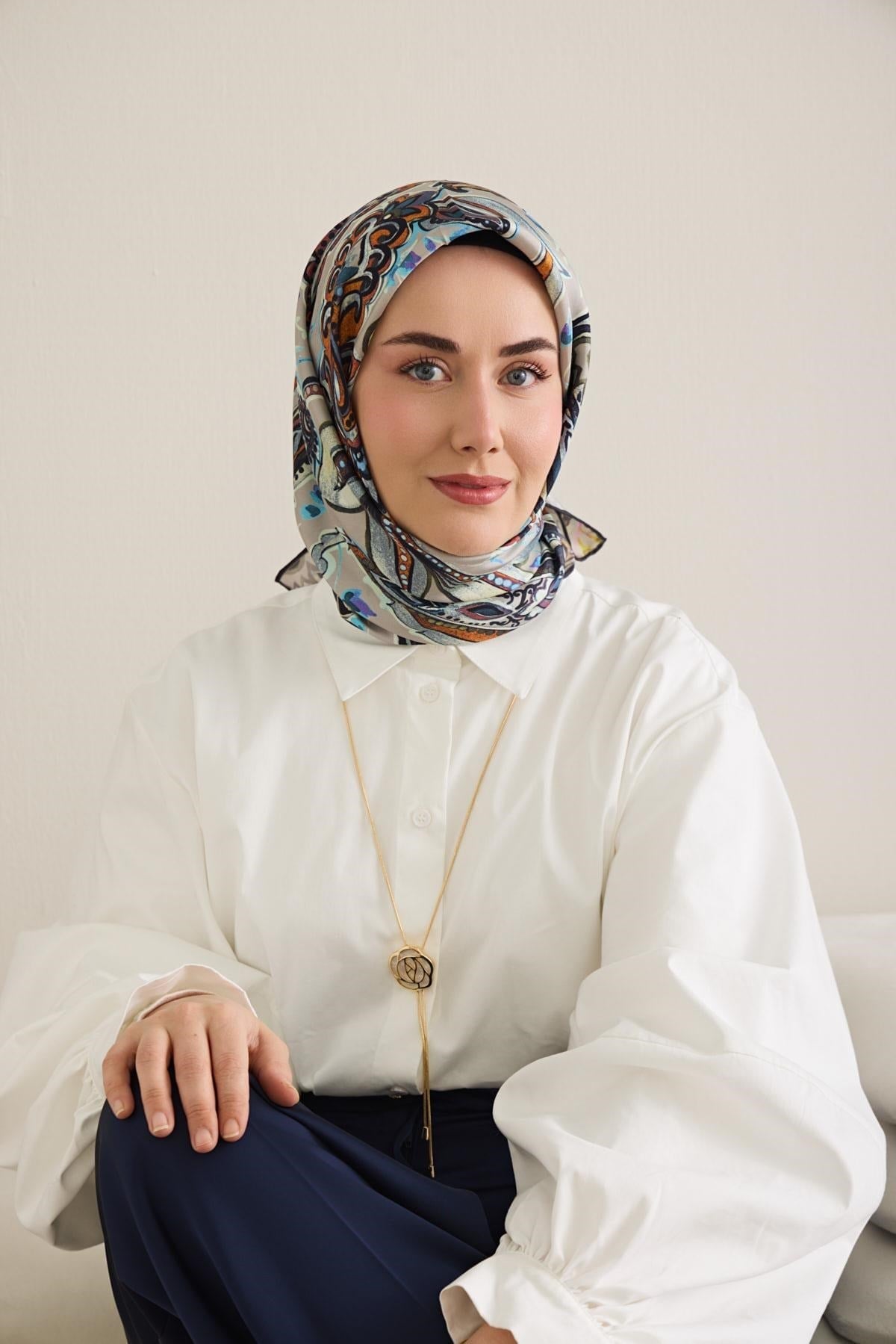 Twill İpek Eşarp Badem Motif Desen Gümüş 90x90