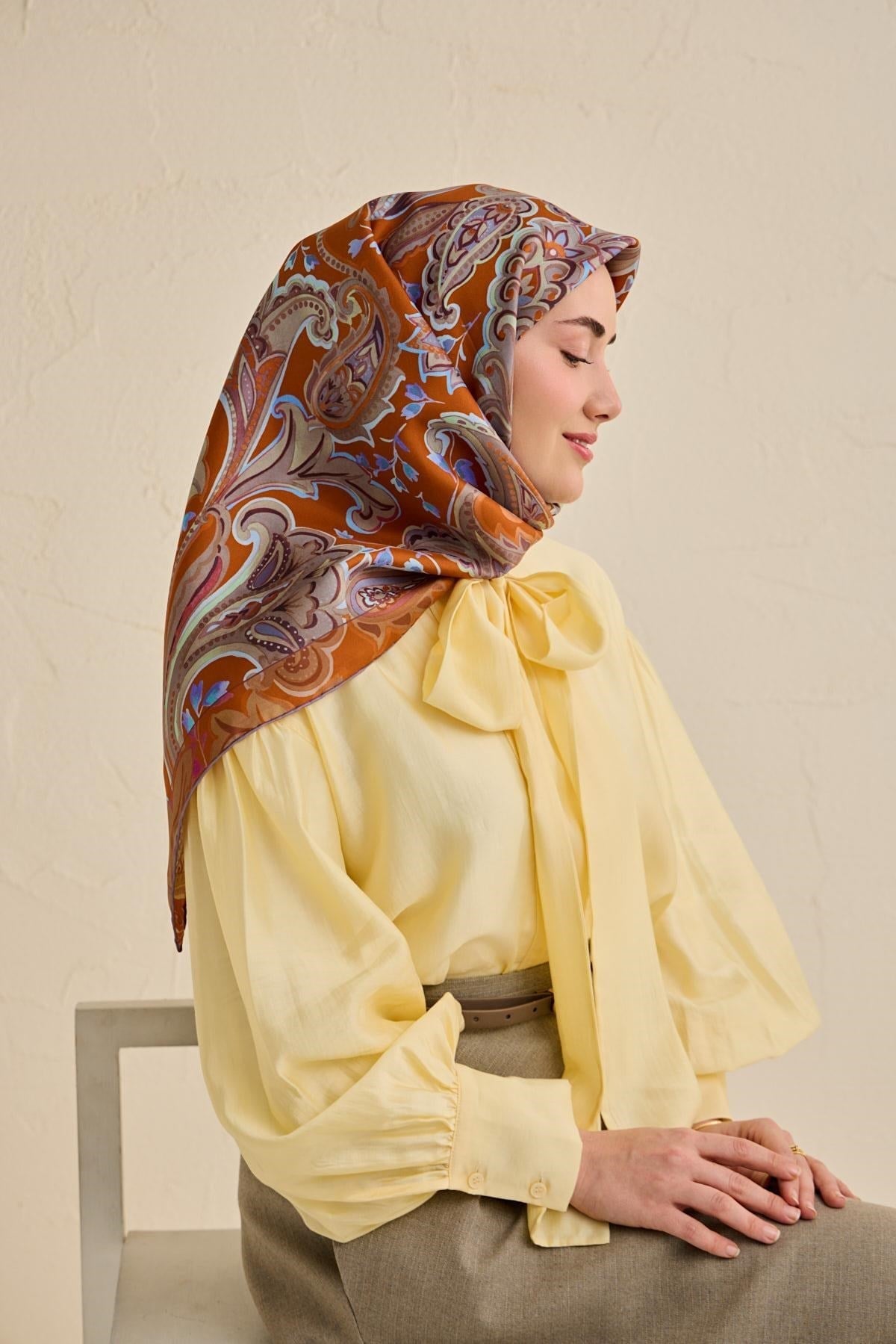 Twill İpek Eşarp Badem Motif Desen Kiremit 90x90
