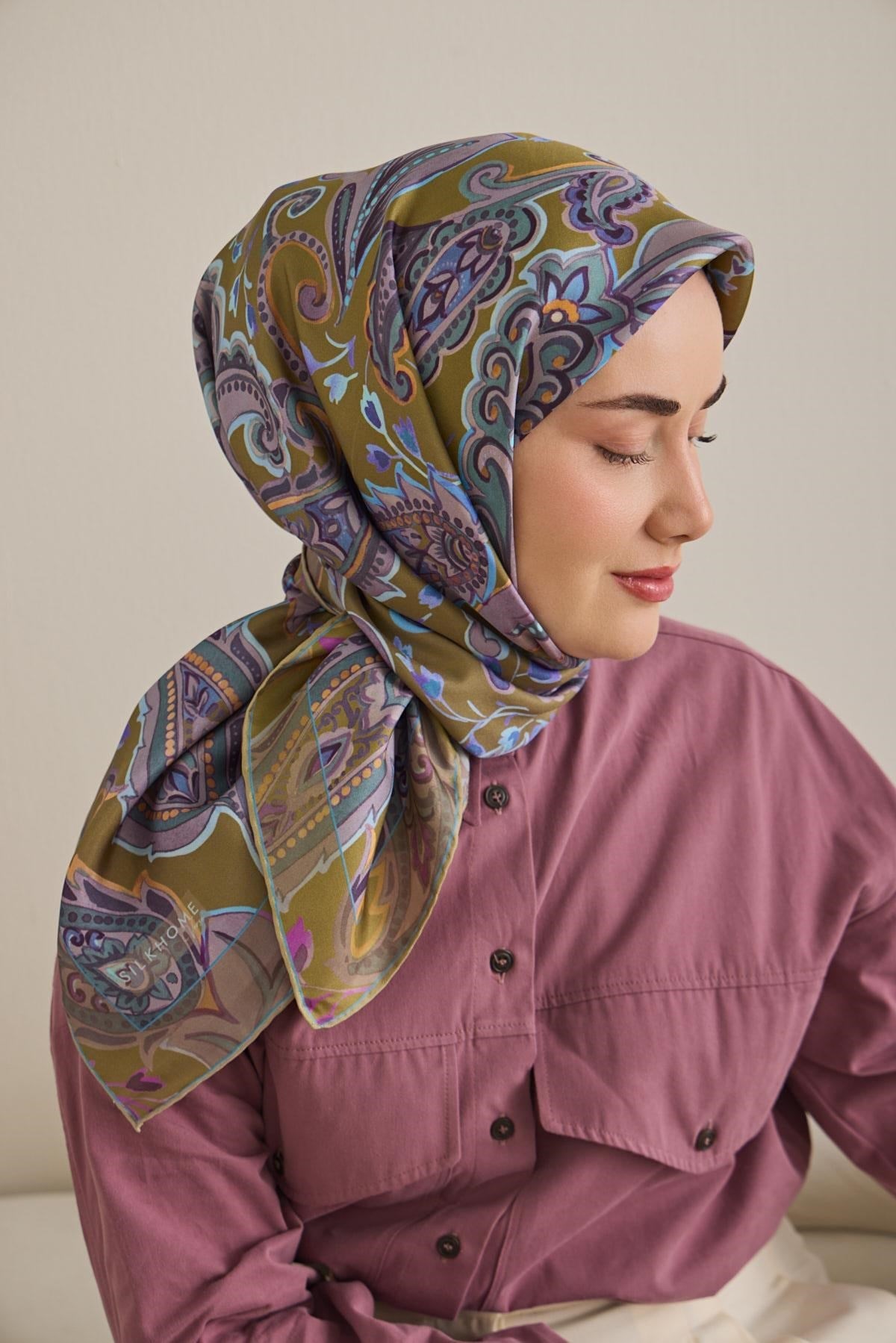 Twill İpek Eşarp Badem Motif Desen Yağ Yeşili 90x90