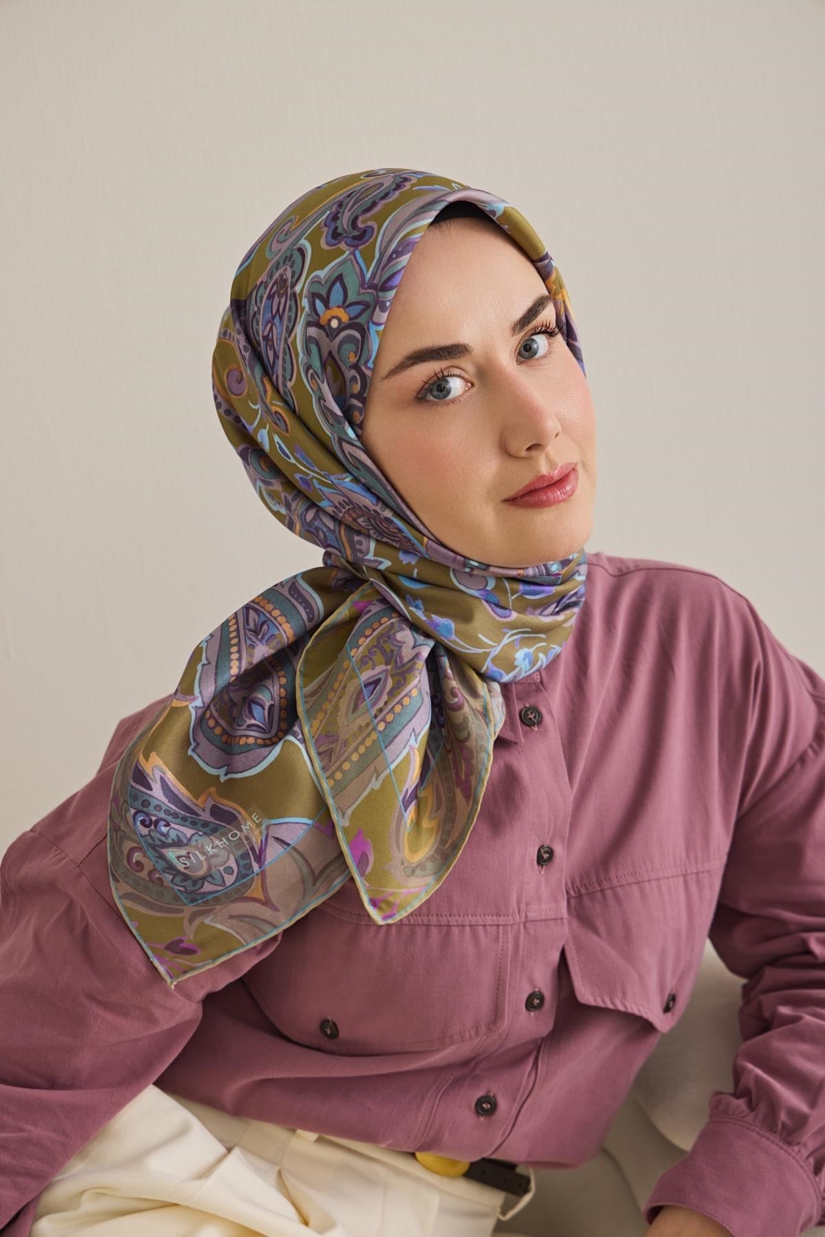 Twill İpek Eşarp Badem Motif Desen Yağ Yeşili 90x90