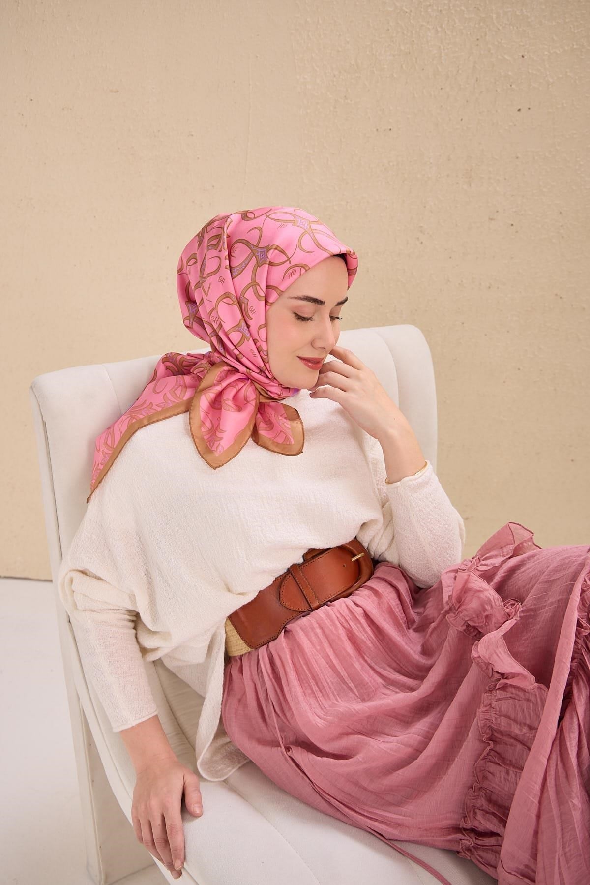 Twill İpek Eşarp Barok Pembe 90x90