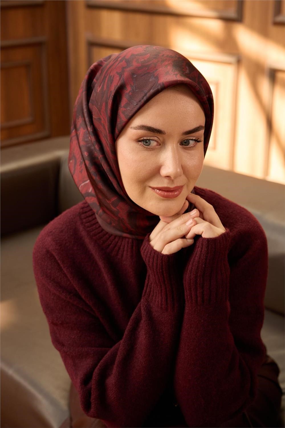 Twill İpek Eşarp Bordo-Koyu Kırmızı Desenli Tok Duruşlu 90x90