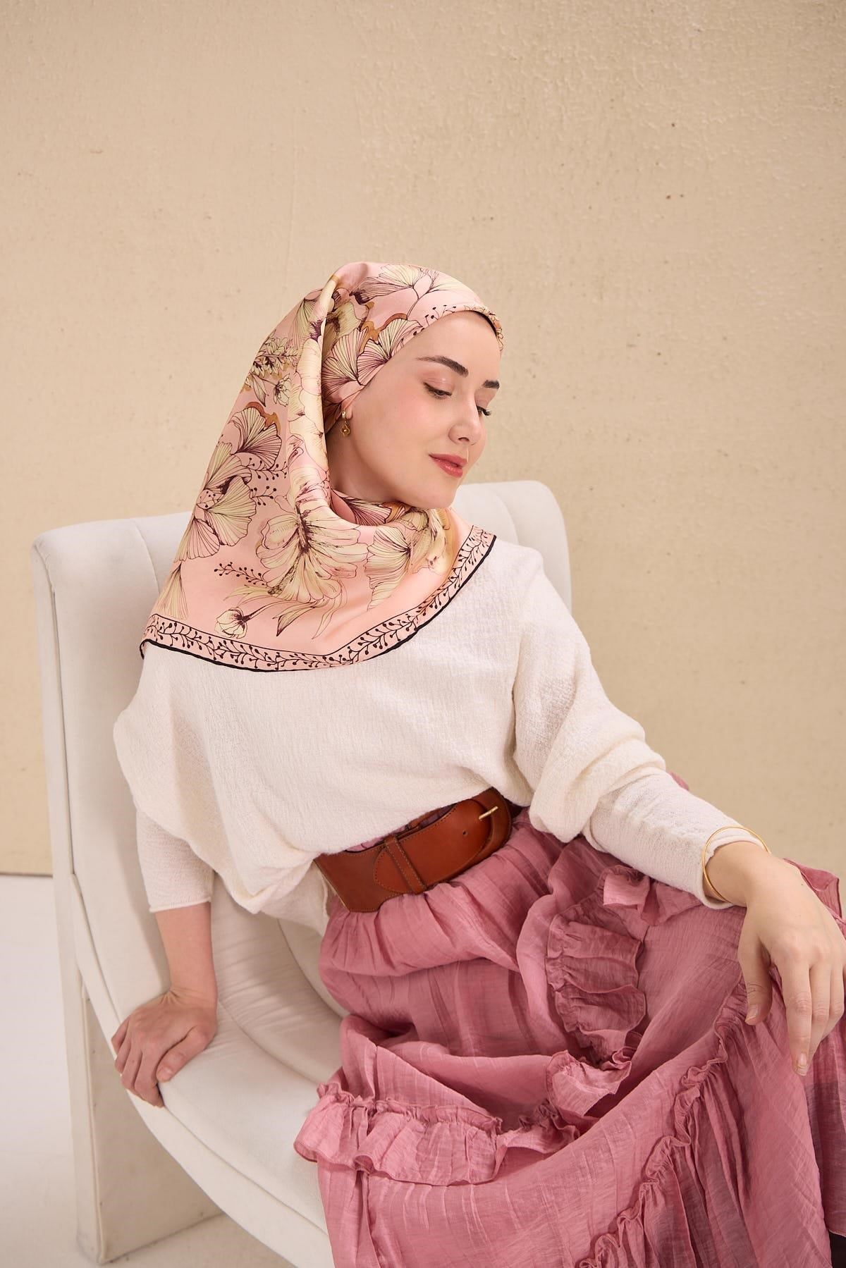 Twill İpek Eşarp Büyük Çiçek Tozpembe 90x90