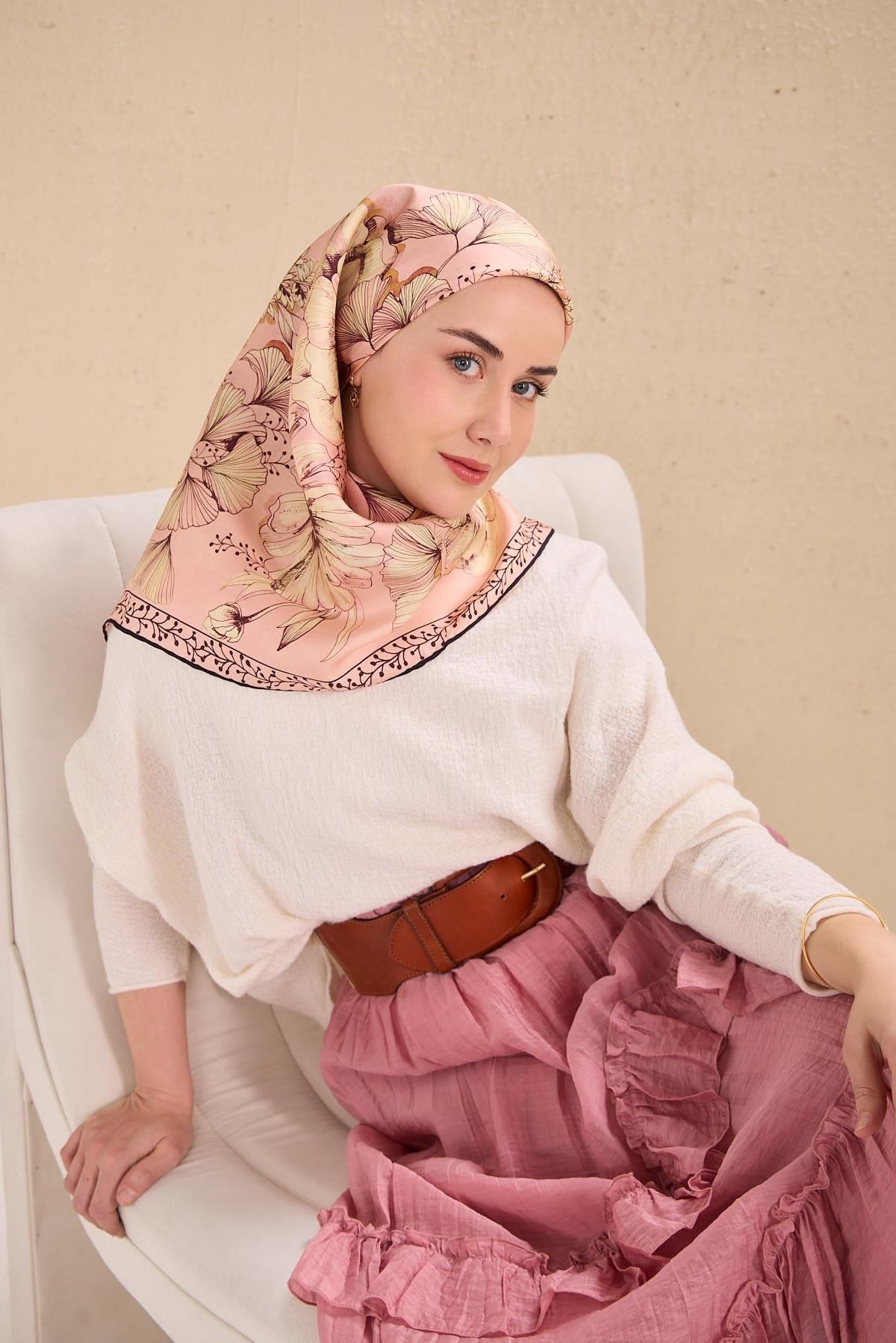 Twill İpek Eşarp Büyük Çiçek Tozpembe 90x90