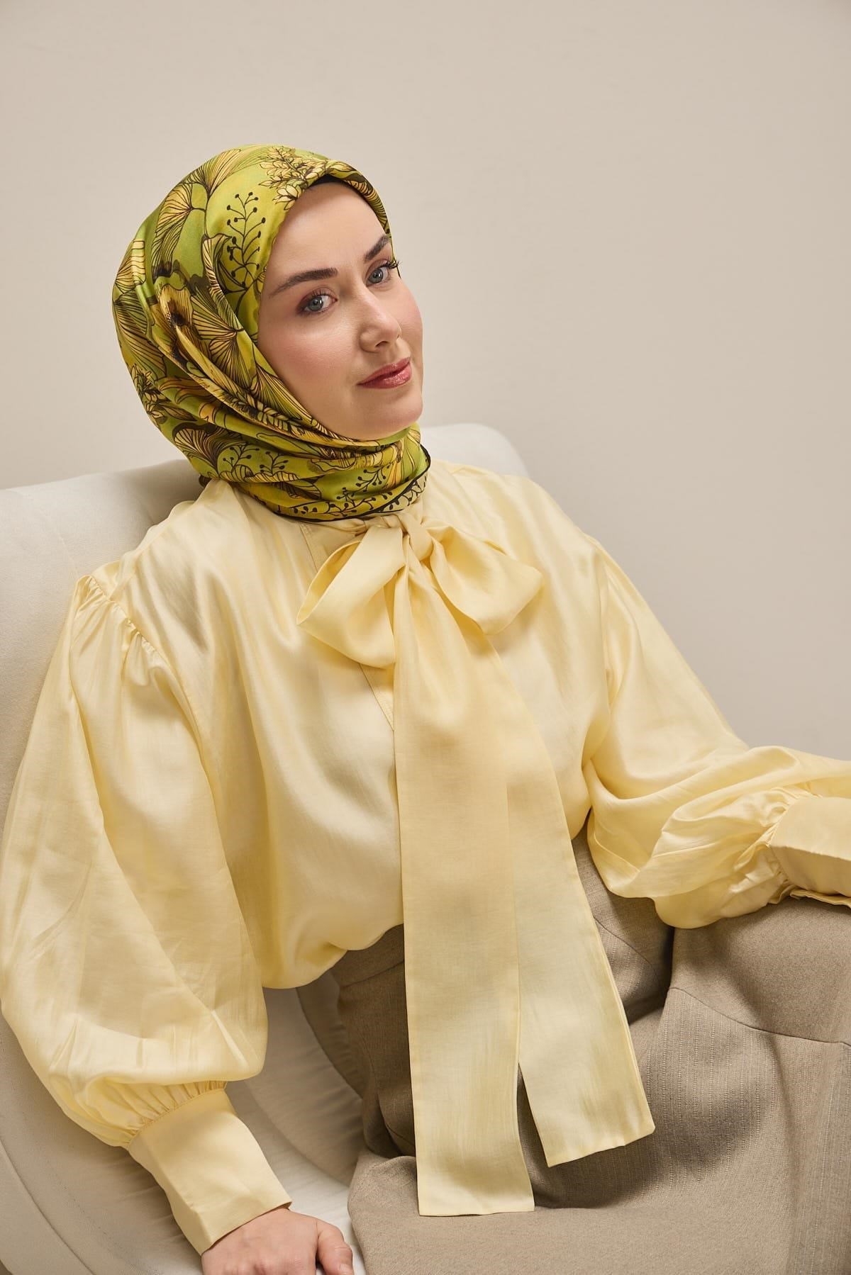 Twill İpek Eşarp Büyük Çiçek Yeşil 90x90