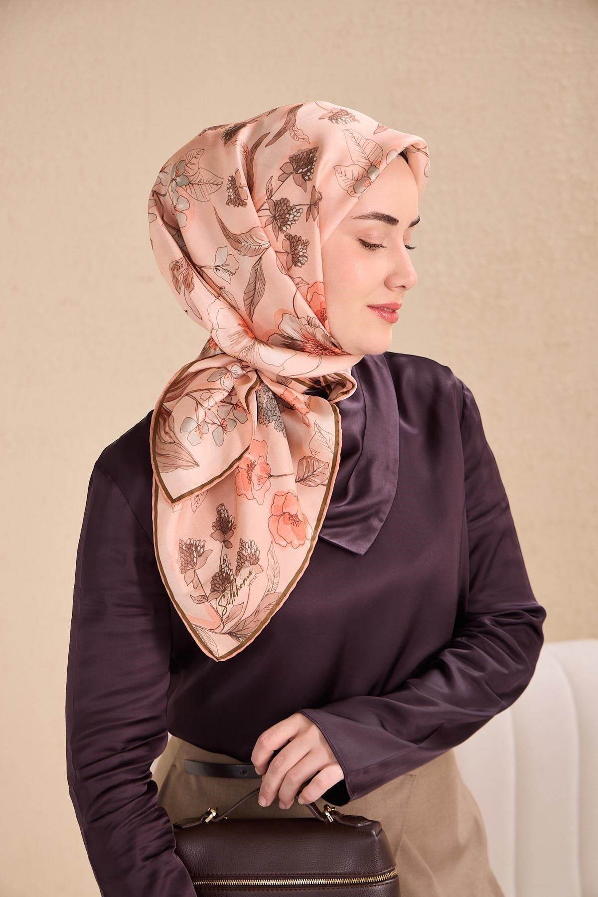 Twill İpek Eşarp Çiçek Rüyası Uçuk Pembe 90x90