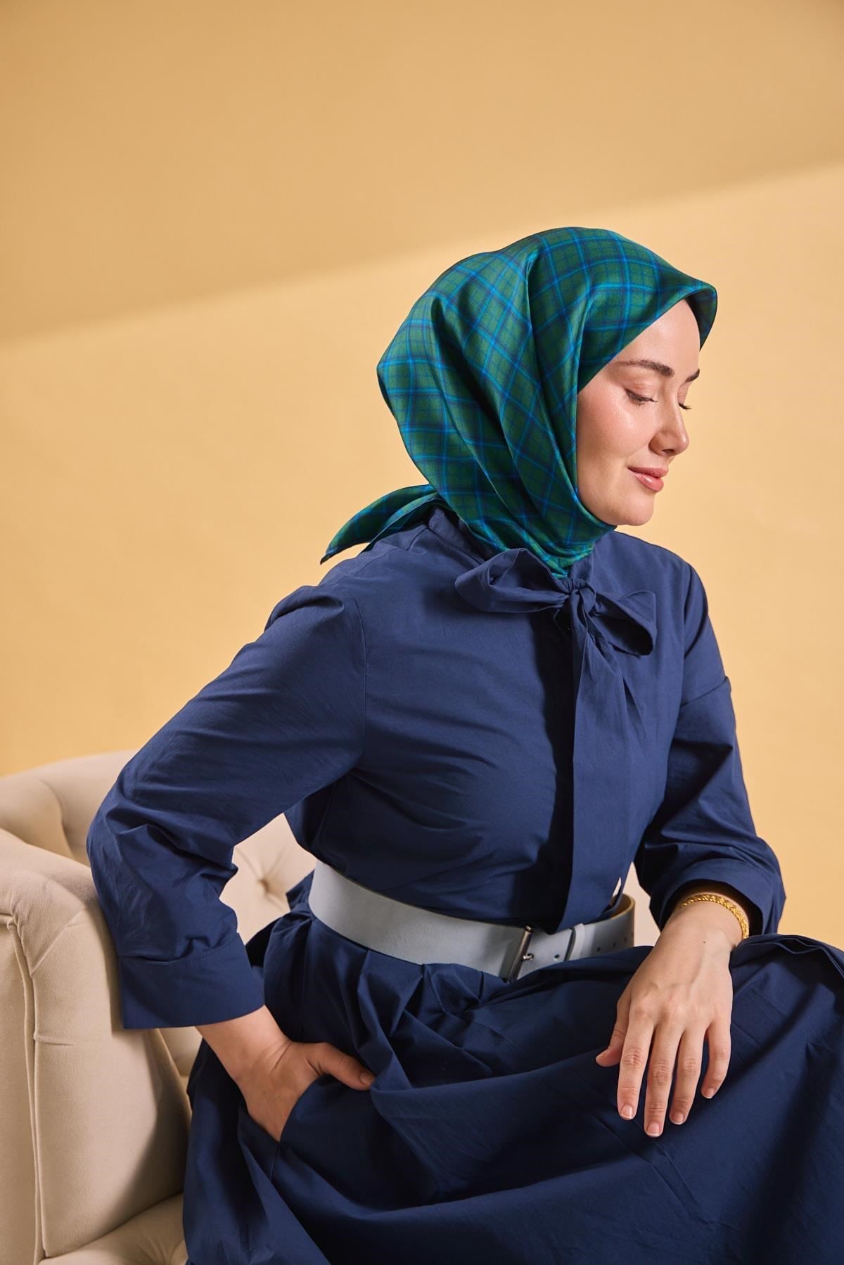 Twill İpek Eşarp Ekose Yeşil