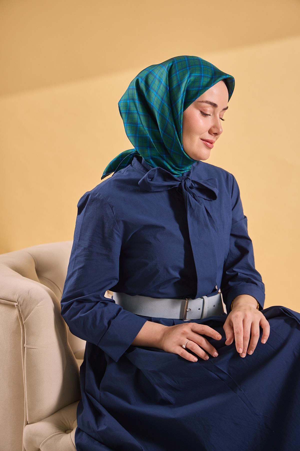 Twill İpek Eşarp Ekose Yeşil