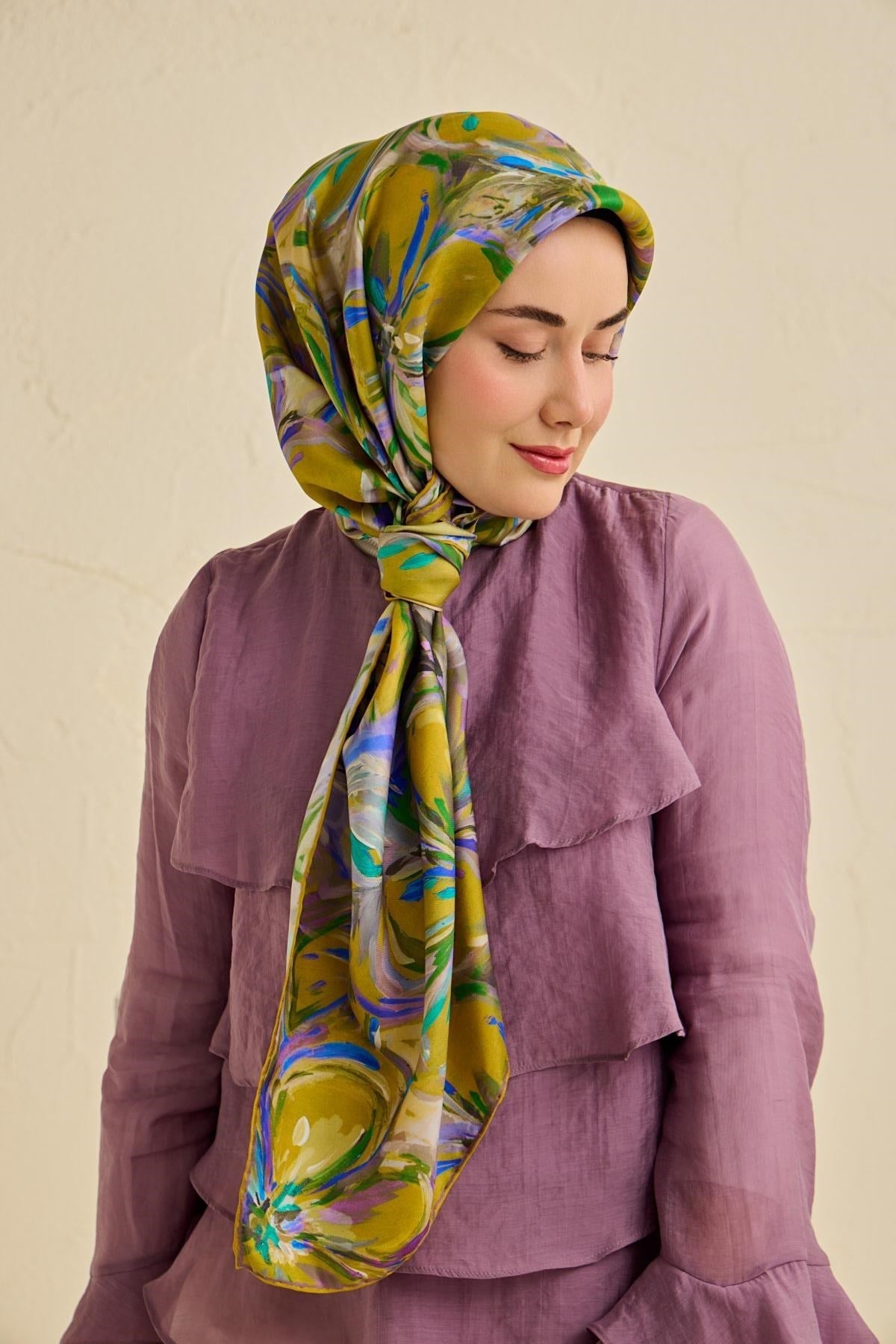 Twill İpek Eşarp Floral Art Desen Bej 90x90