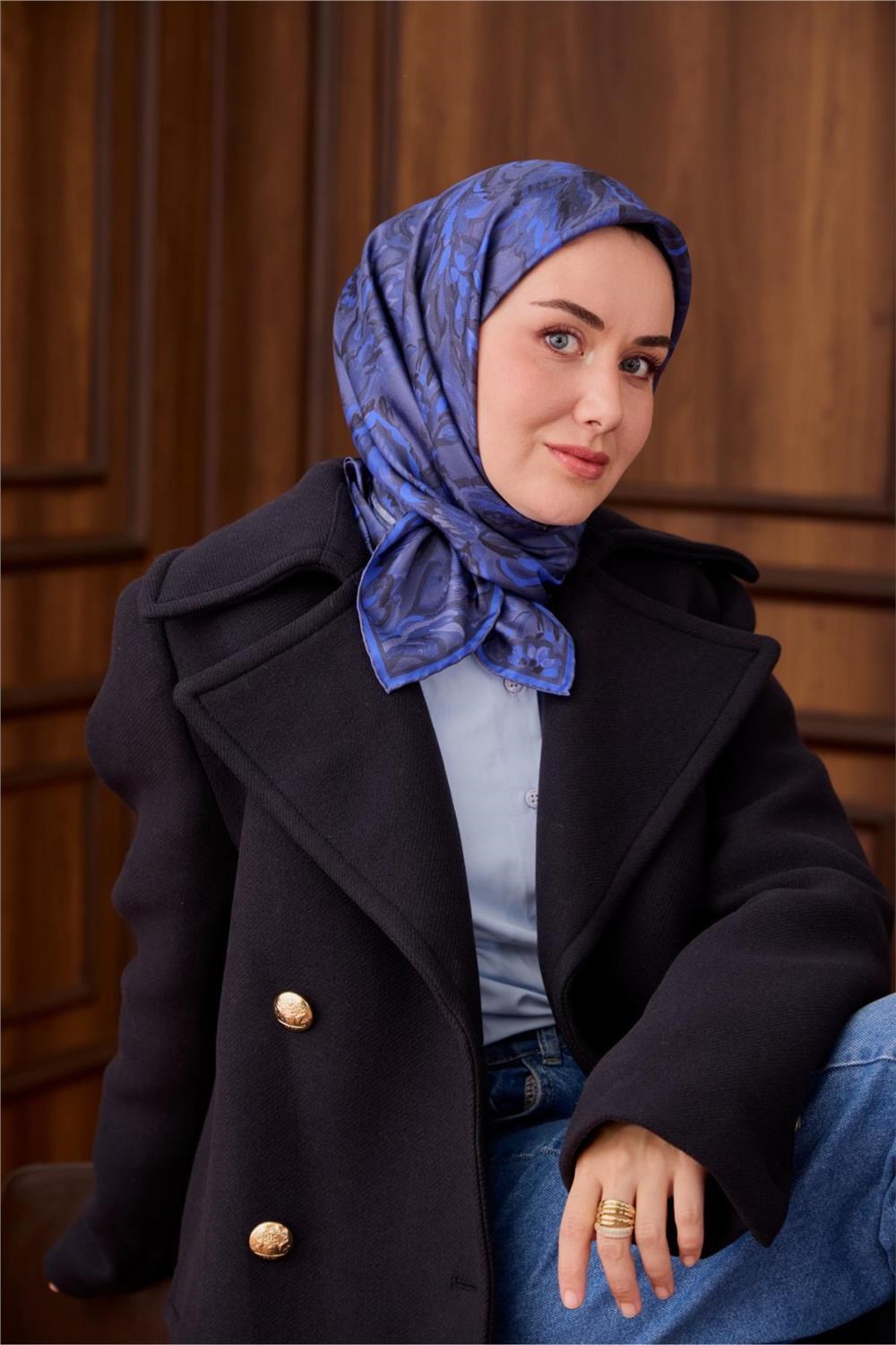 Twill İpek Eşarp Füme-Saks Desenli Tok Duruşlu 90x90