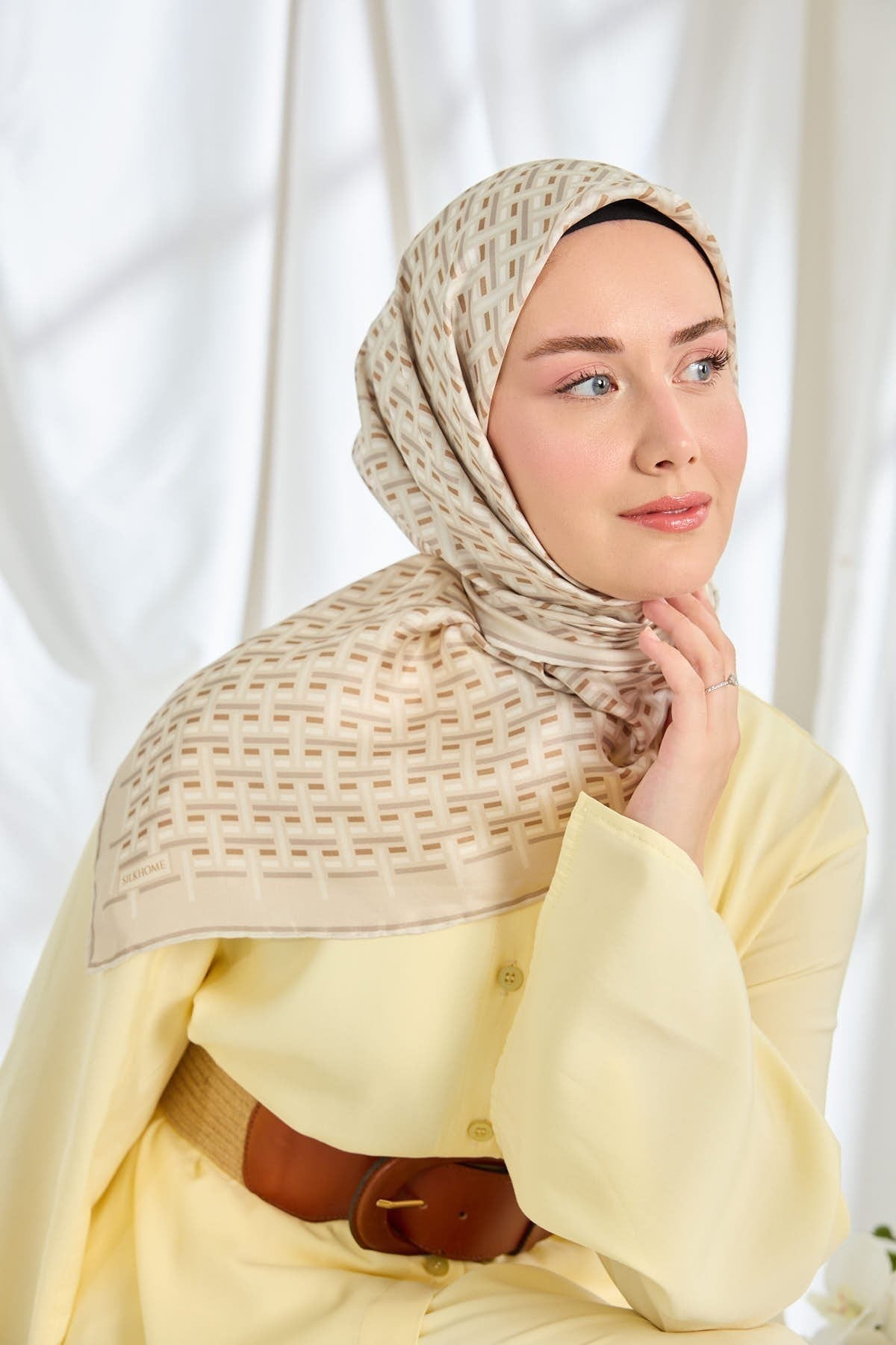 Twill İpek Eşarp Geometrik Krem