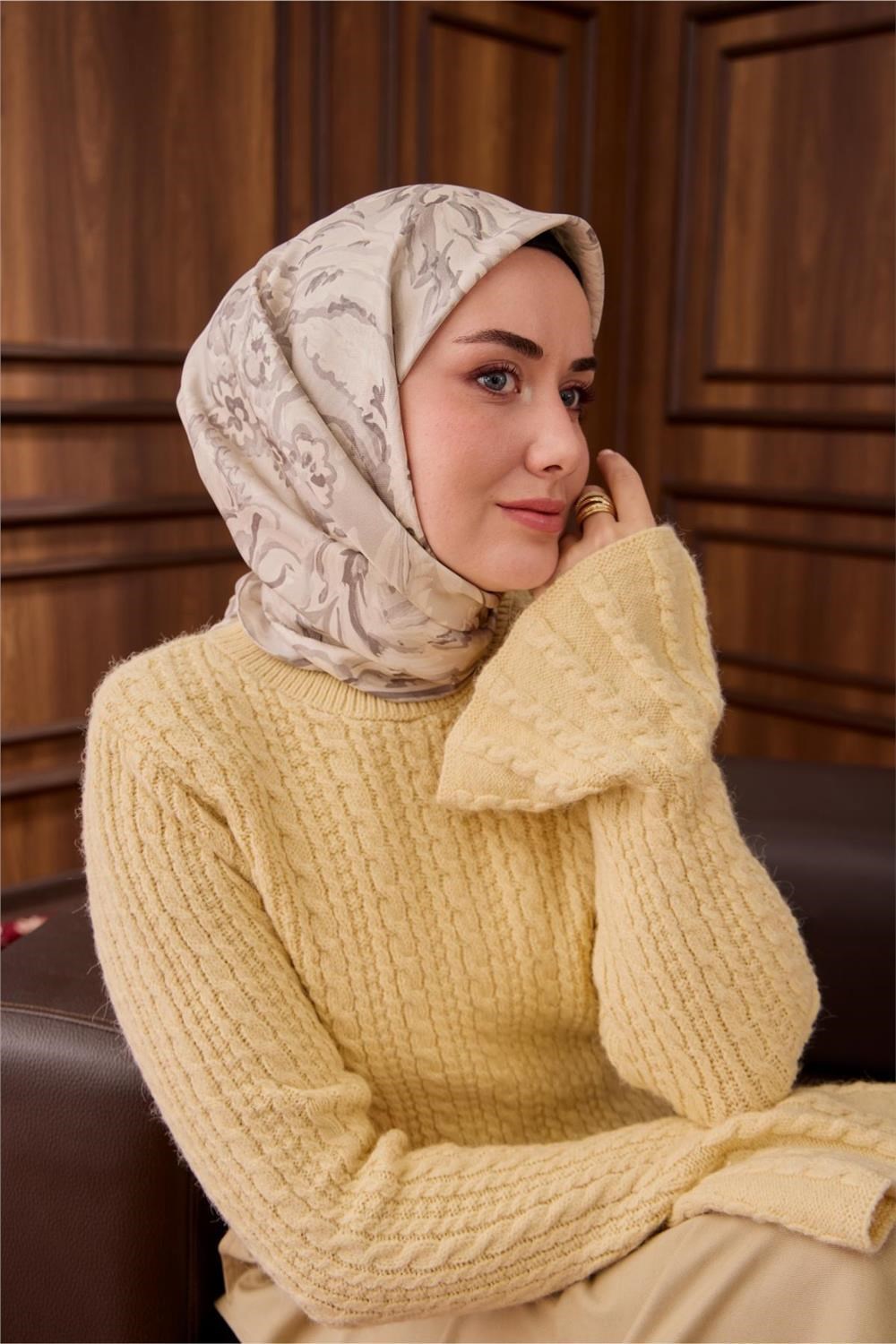 Twill İpek Eşarp Gri-Gümüş Ebru Desenli Tok Duruşlu 90x90