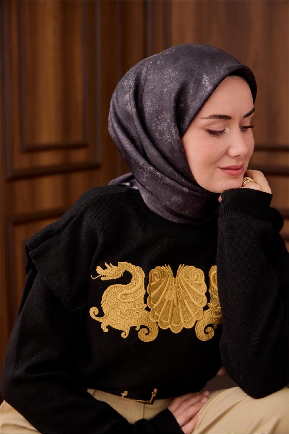 Twill İpek Eşarp Gri–Beyaz–Siyah Desenli Tok Duruşlu 90x90