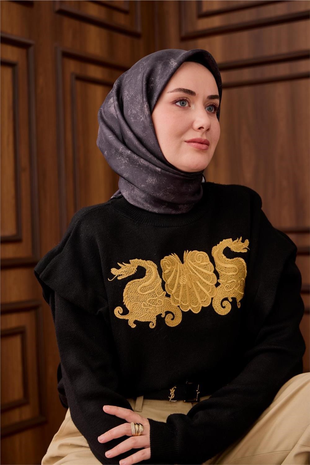 Twill İpek Eşarp Gri–Beyaz–Siyah Desenli Tok Duruşlu 90x90