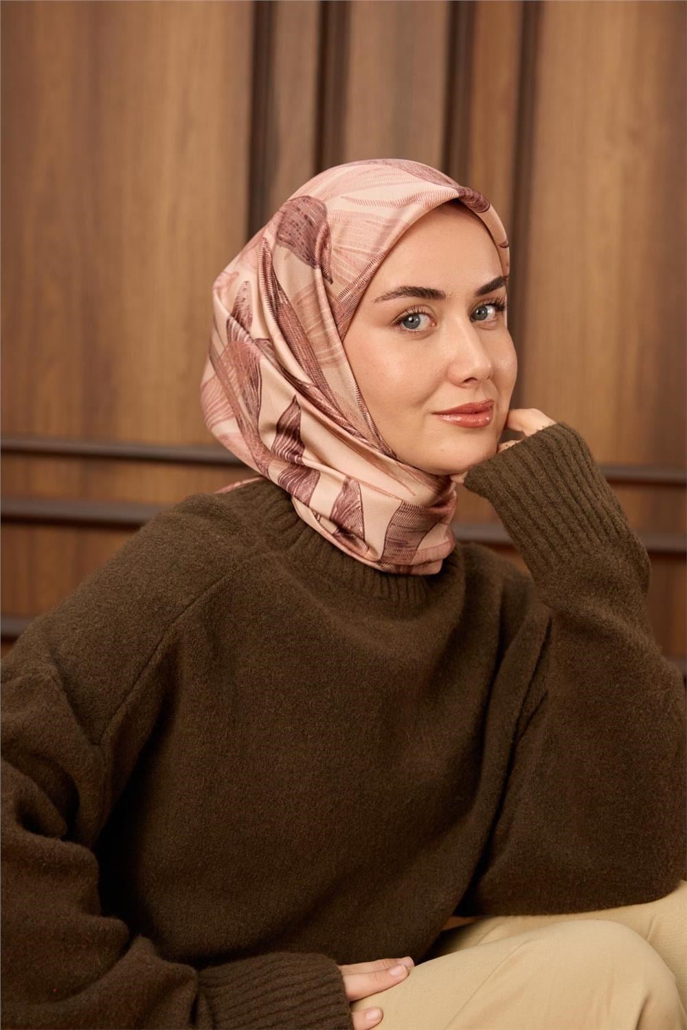 Twill İpek Eşarp Gül Kurusu-Pastel Pembe Desenli Tok Duruşlu 90x90