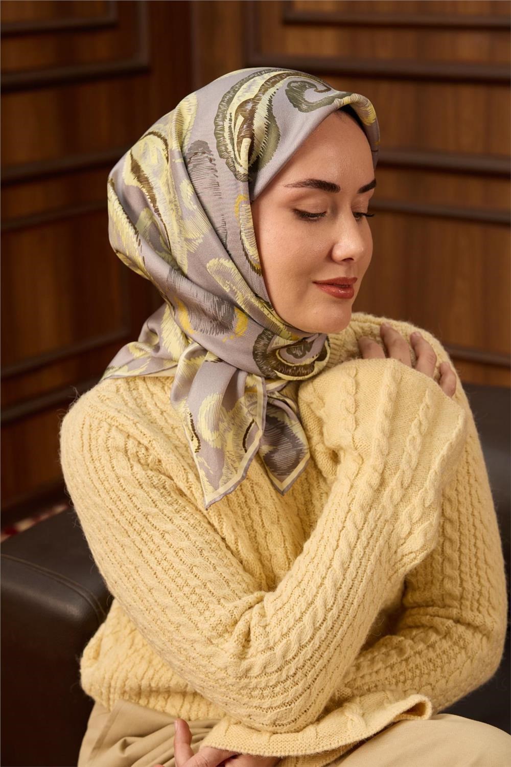 Twill İpek Eşarp Gümüş-Butter Yellow Desenli Tok Duruşlu 90x90