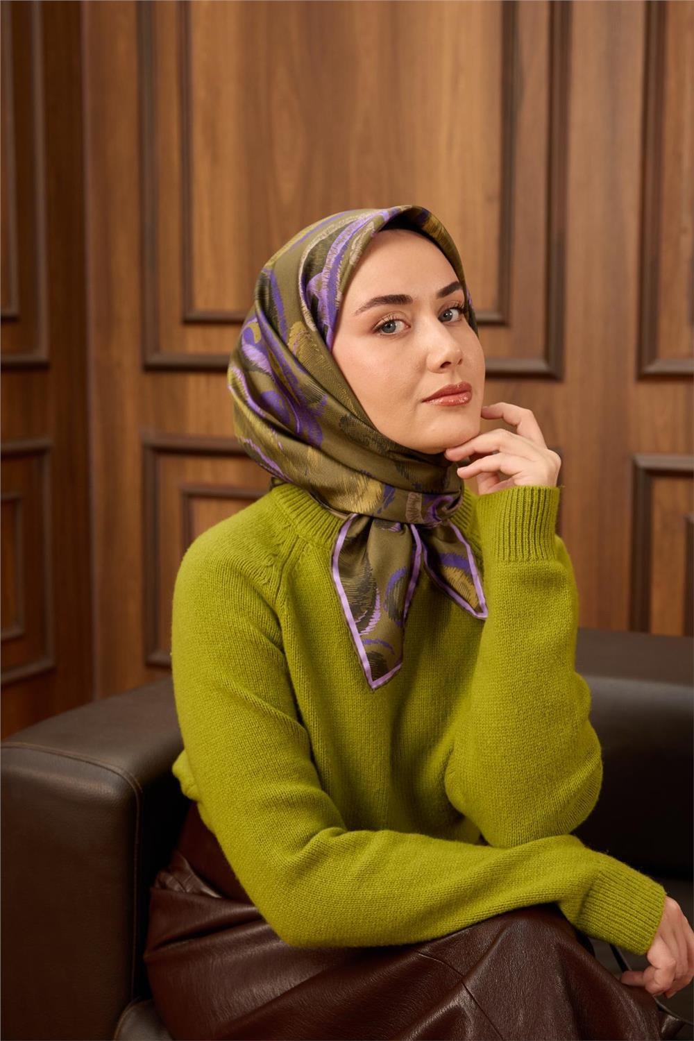 Twill İpek Eşarp Haki-Mor Desenli Tok Duruşlu 90x90