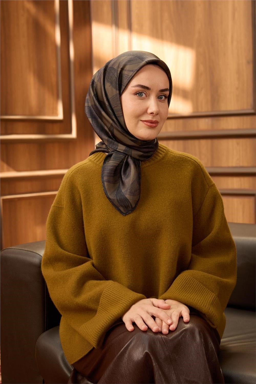 Twill İpek Eşarp Haki-Patlıcan Moru Desenli Tok Duruşlu 90x90