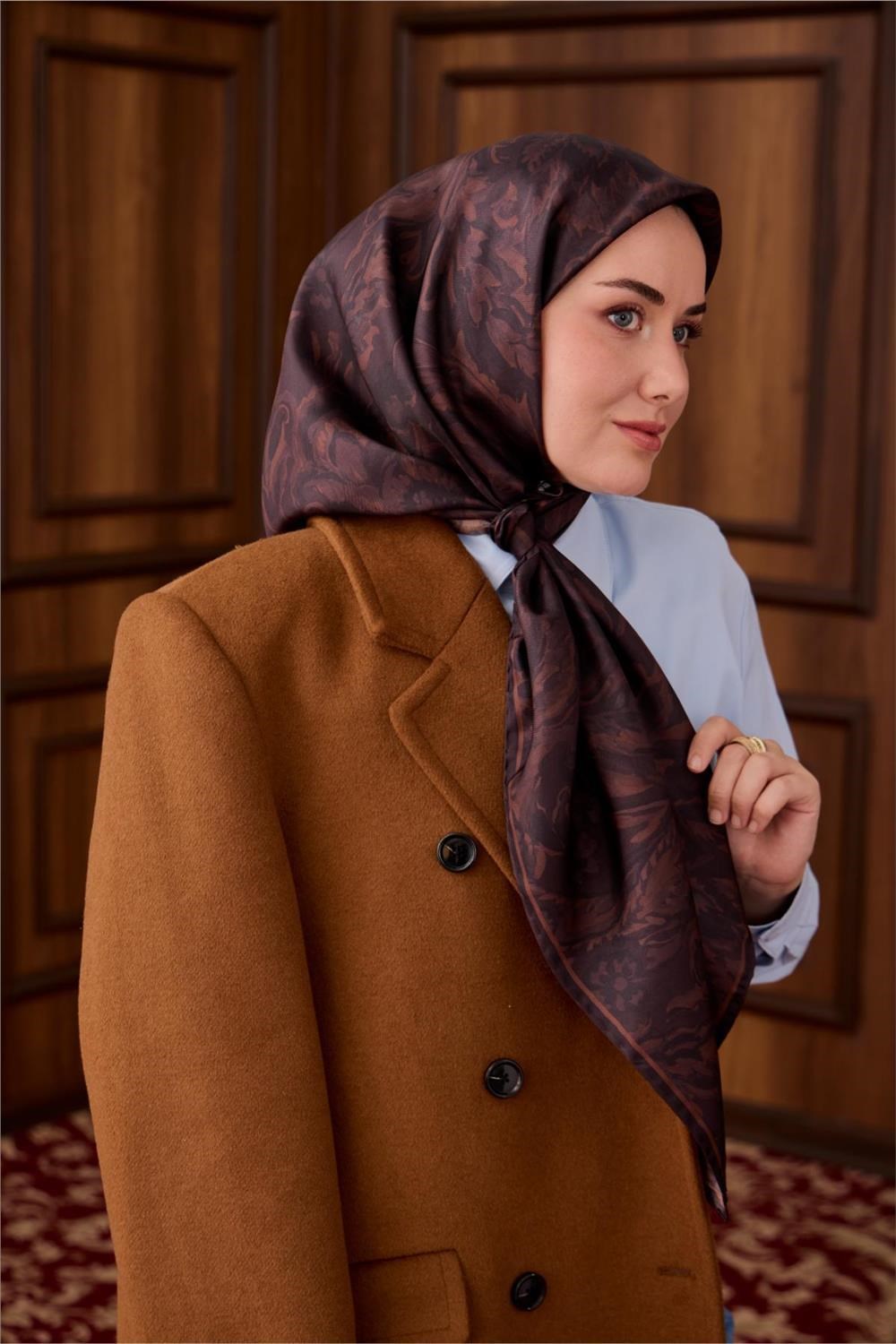 Twill İpek Eşarp Kahve-Mor Desenli Tok Duruşlu 90x90