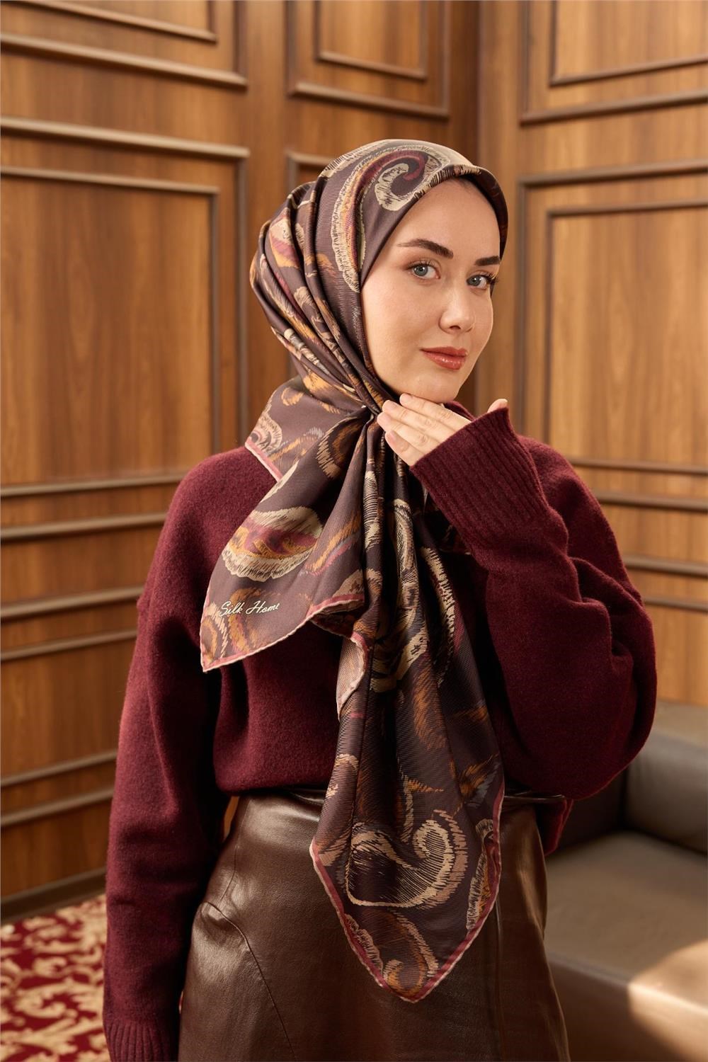 Twill İpek Eşarp Kahverengi–Vizon Desenli Tok Duruşlu Kaymaz 90x90