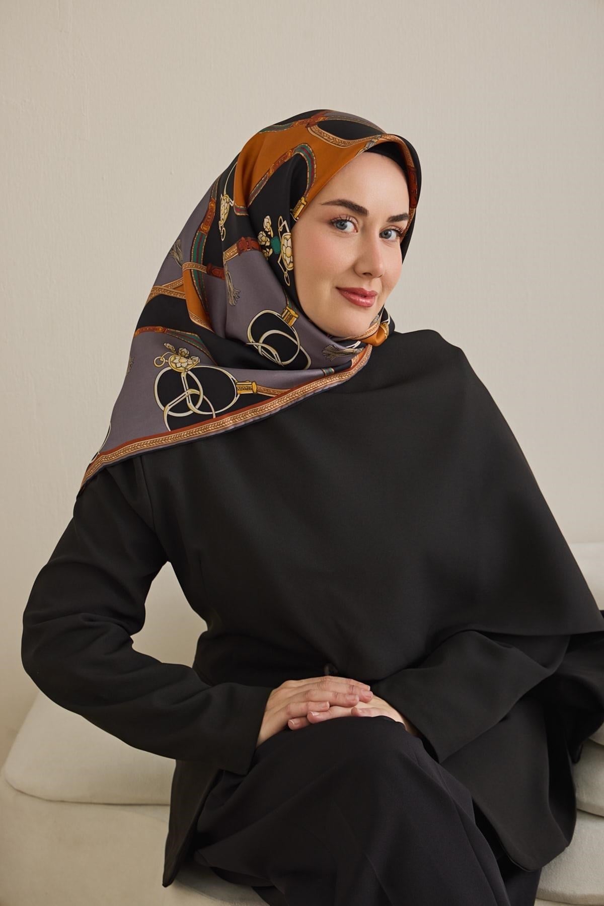 Twill İpek Eşarp Kemer Desen Füme 90x90